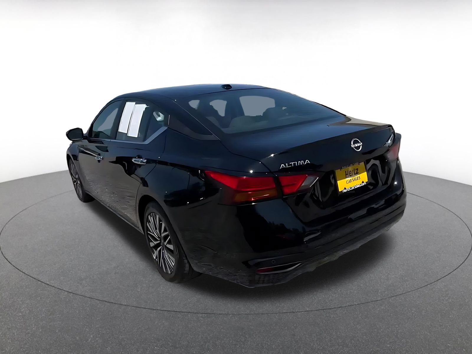 Thumbnail: 2025 Nissan Altima - 11