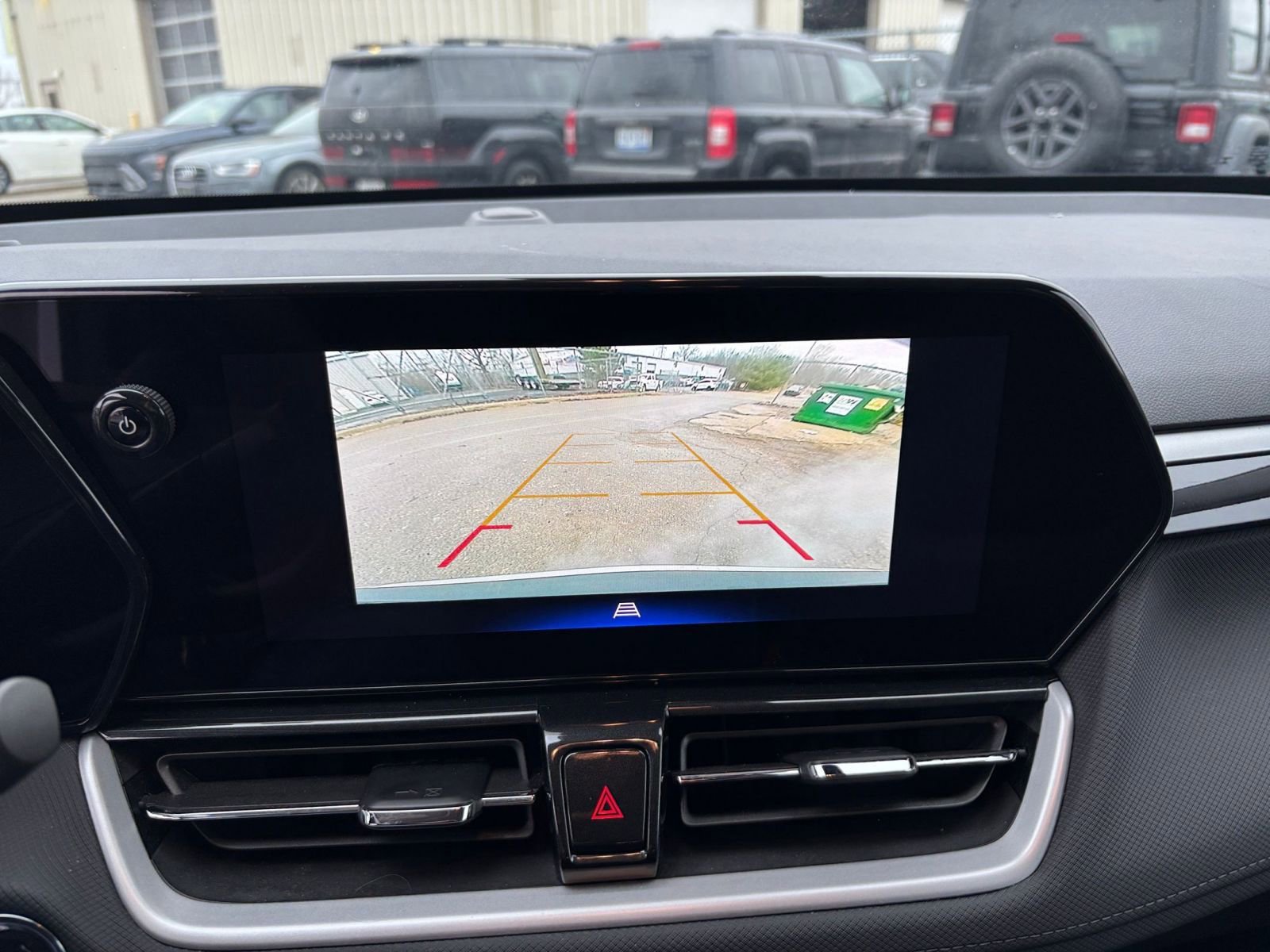 Thumbnail: 2025 Chevrolet TrailBlazer - 17