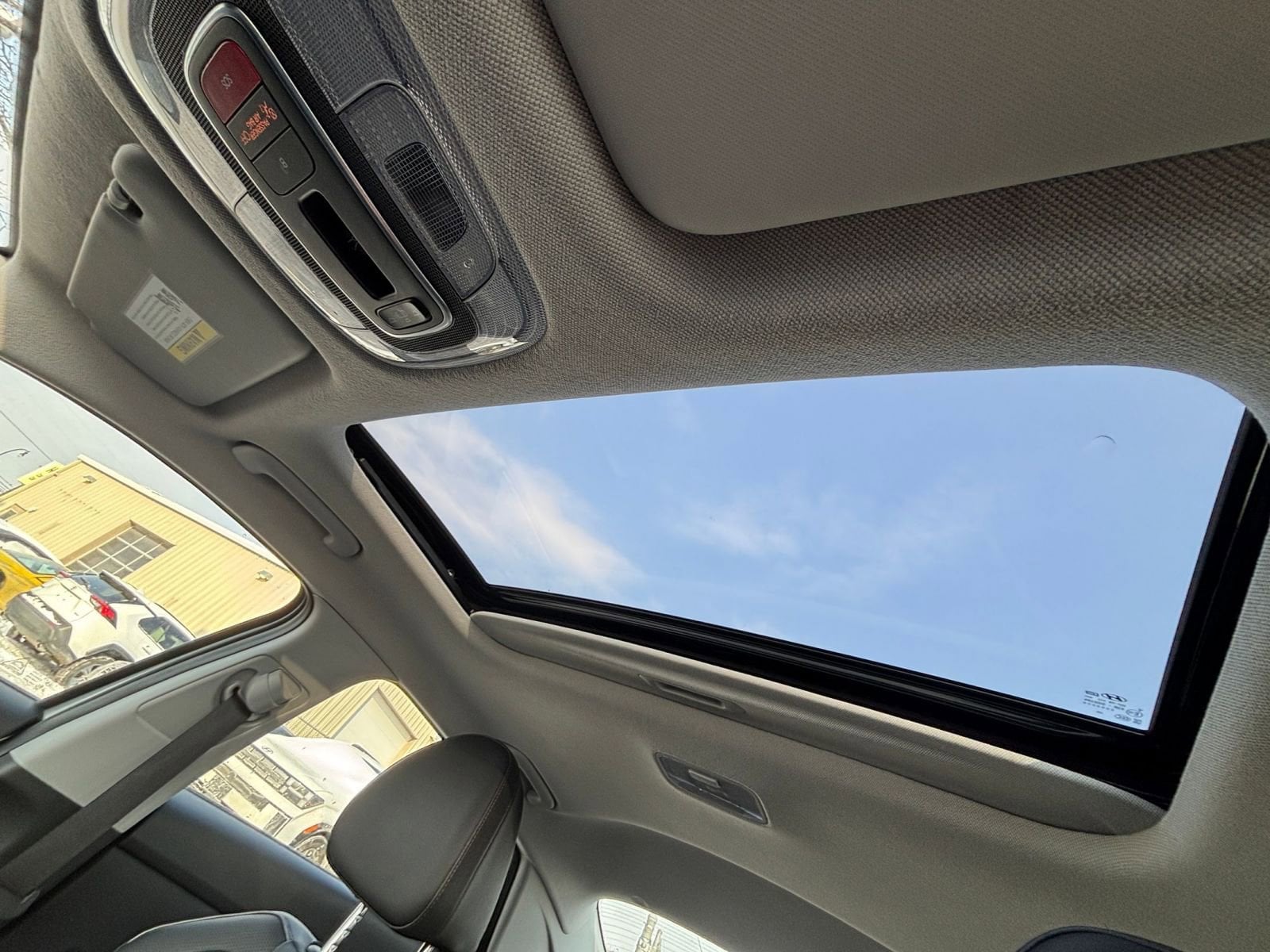 Thumbnail: 2025 Hyundai Elantra - 31