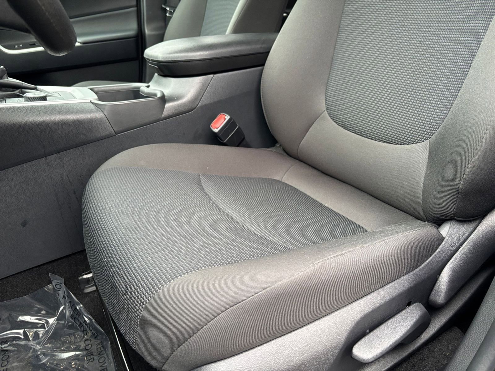 Thumbnail: 2025 Toyota RAV4 - 25