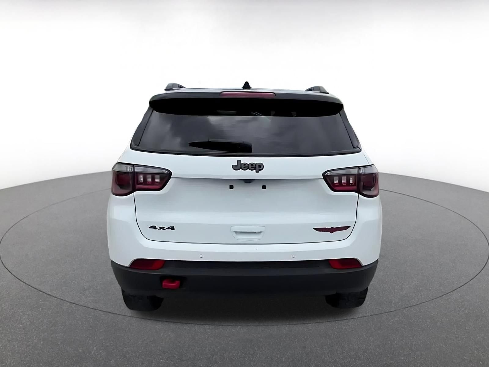 2025 Jeep Compass Trailhawk - Photo 12
