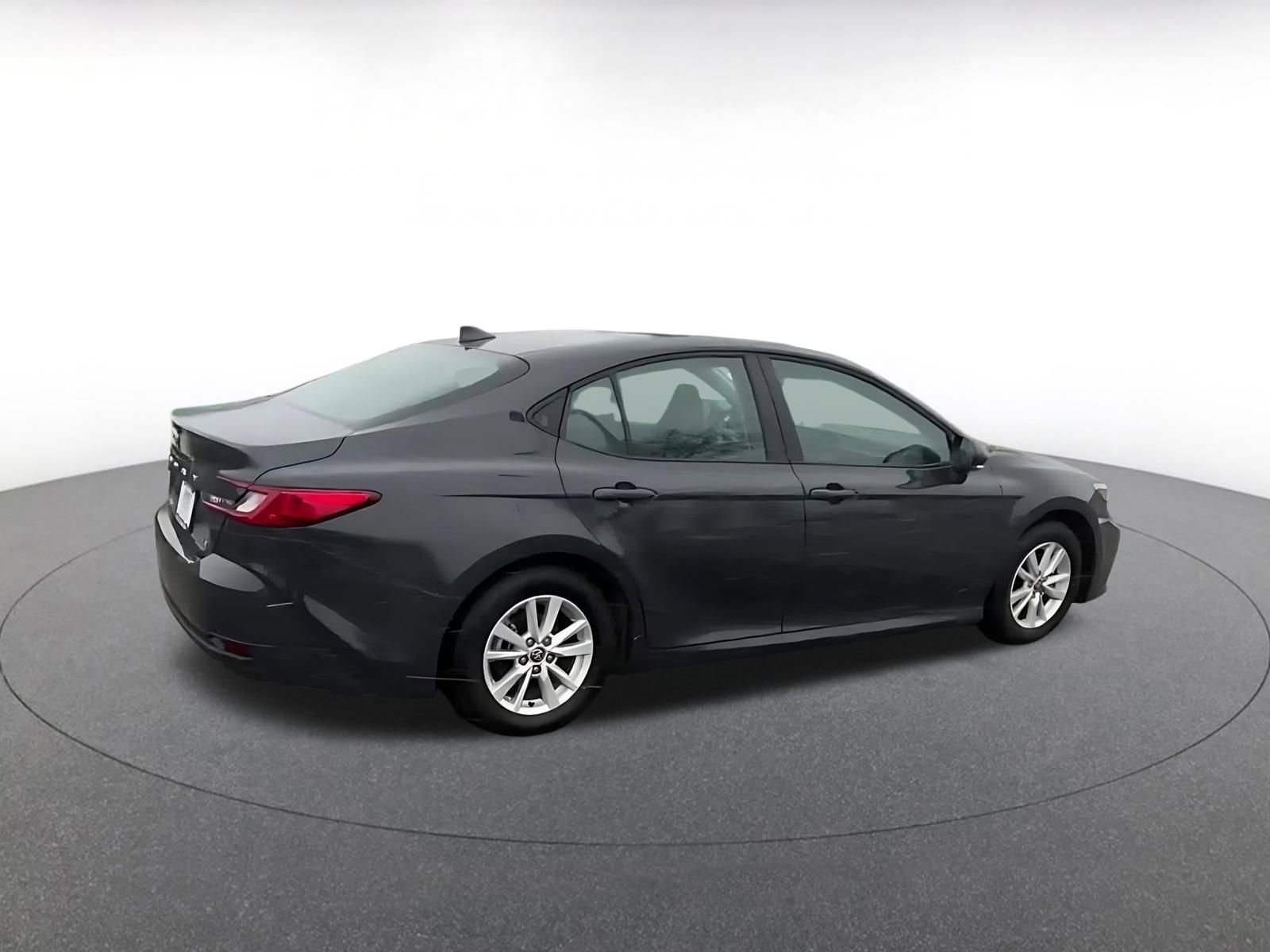 Thumbnail: 2025 Toyota Camry - 14