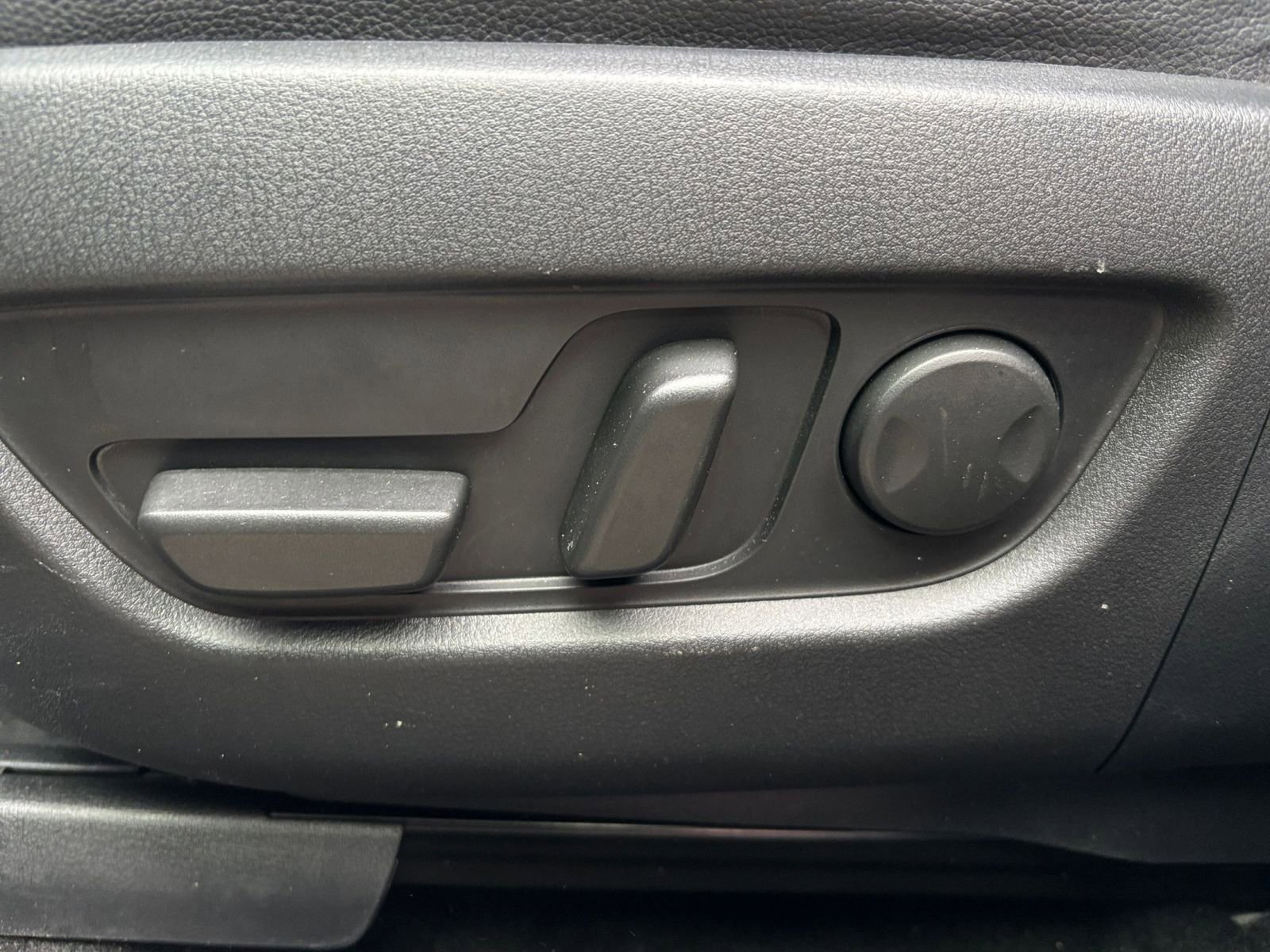 Thumbnail: 2025 Mazda CX-90 - 23