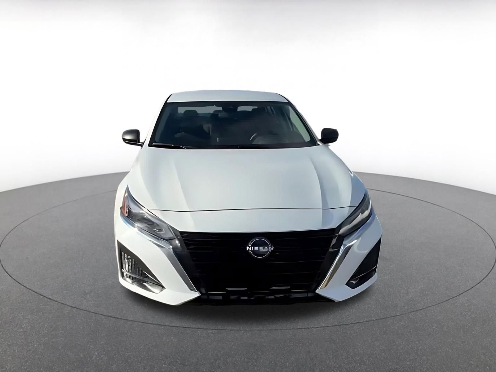 Thumbnail: 2025 Nissan Altima - 4