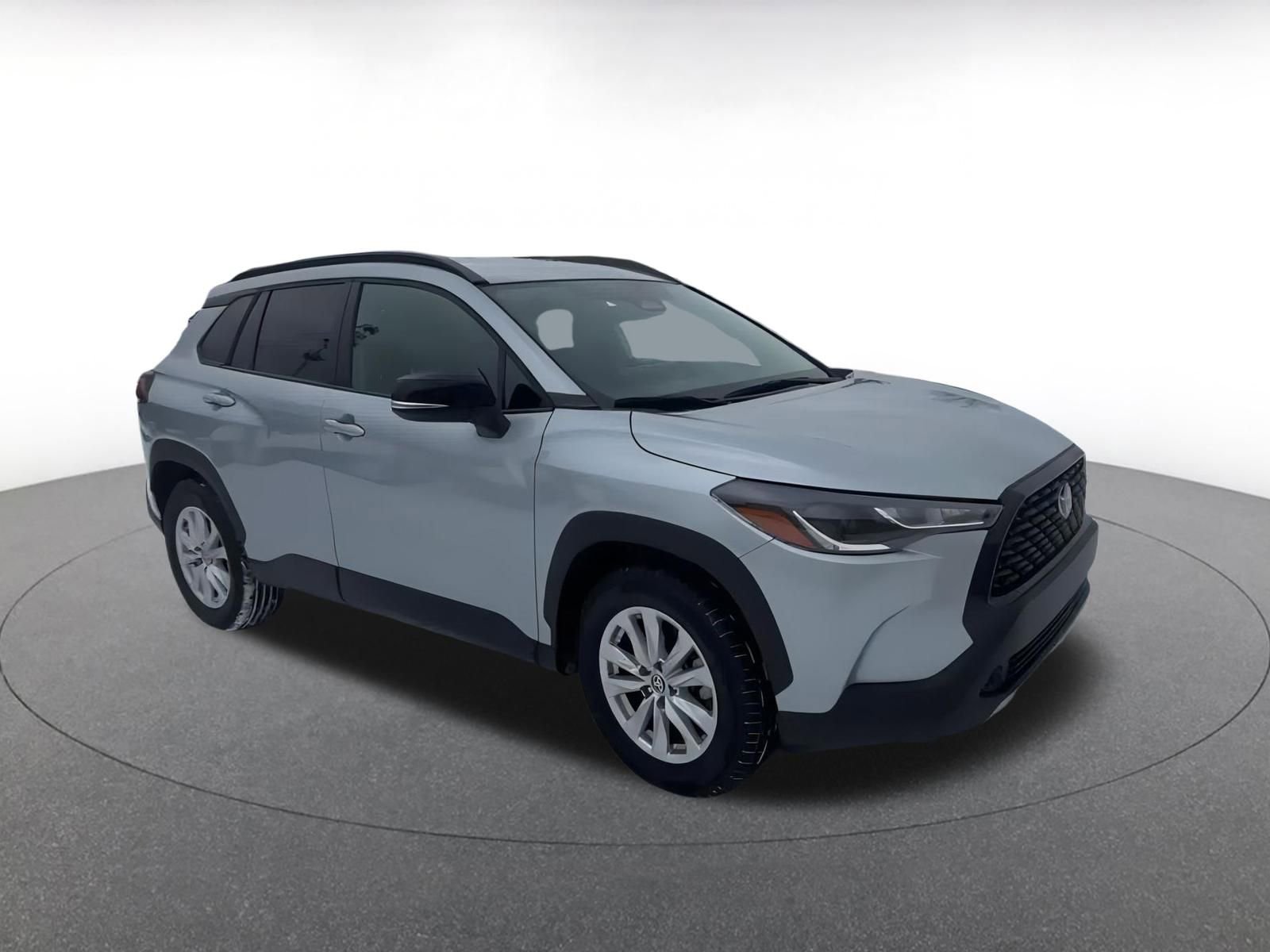 Thumbnail: 2025 Toyota Corolla Cross - 2