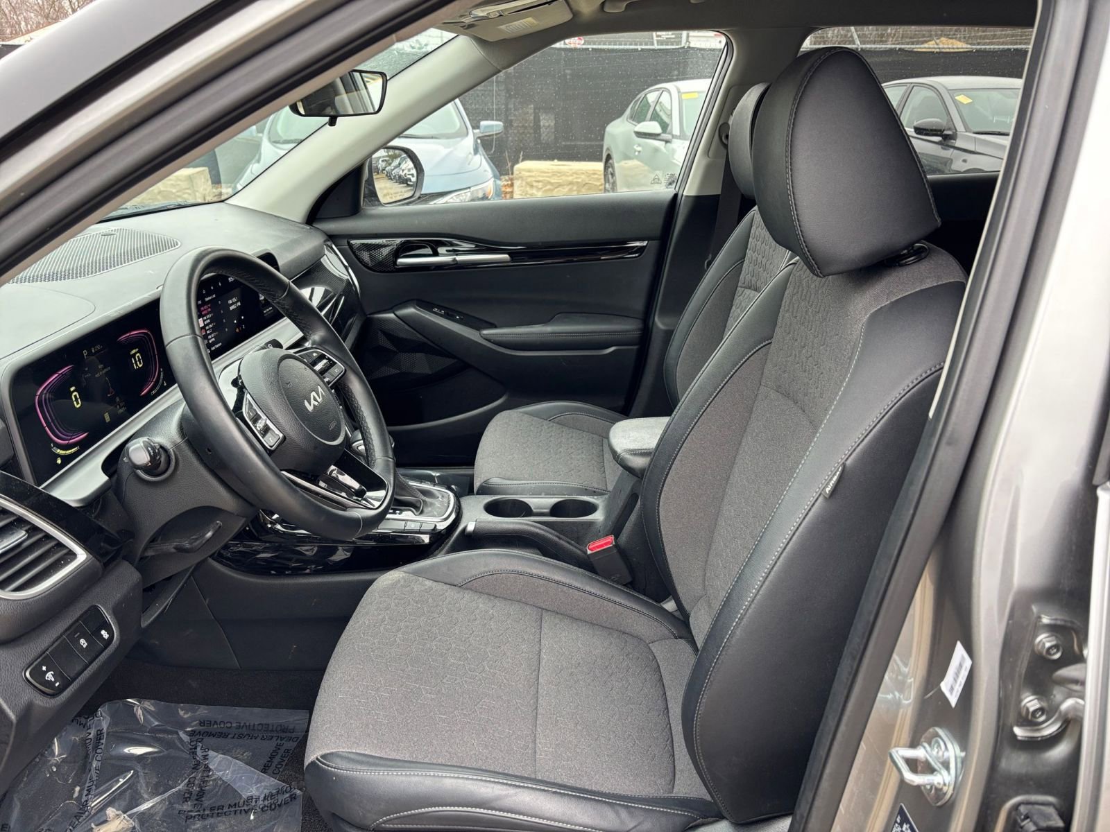 Thumbnail: 2025 Kia Seltos - 27