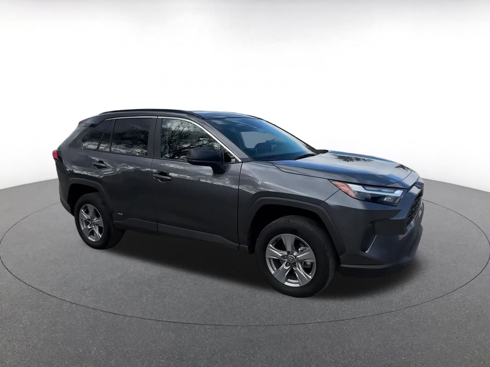 Thumbnail: 2025 Toyota RAV4 - 2