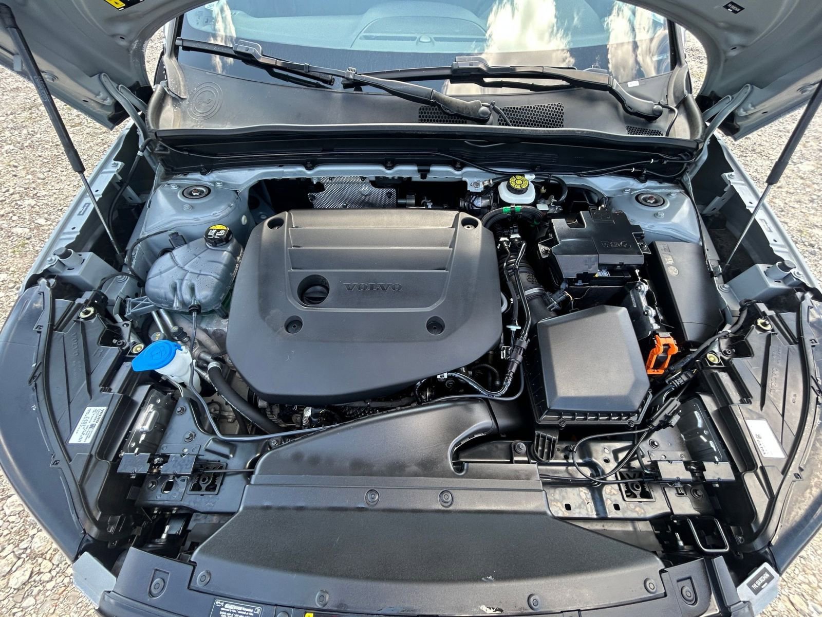 Thumbnail: 2024 Volvo XC40 - 35