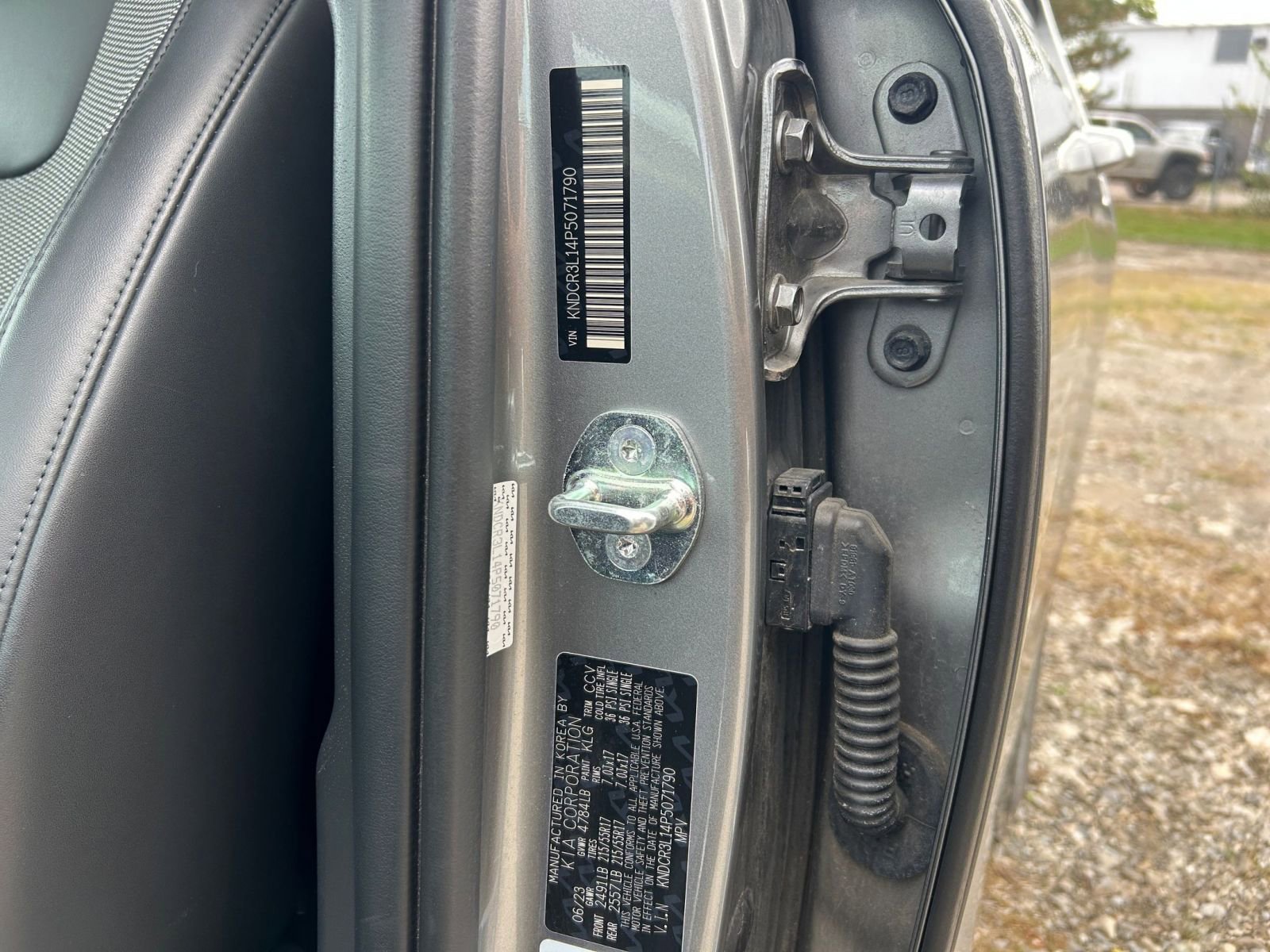 Thumbnail: 2023 Kia Niro - 33