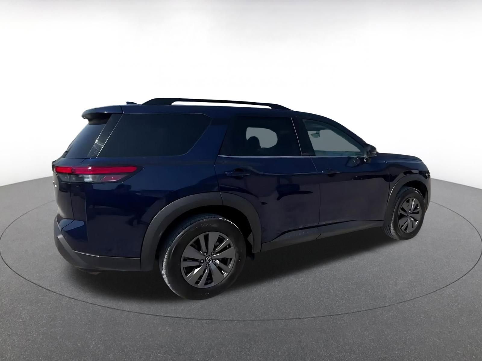 Thumbnail: 2025 Nissan Pathfinder - 15