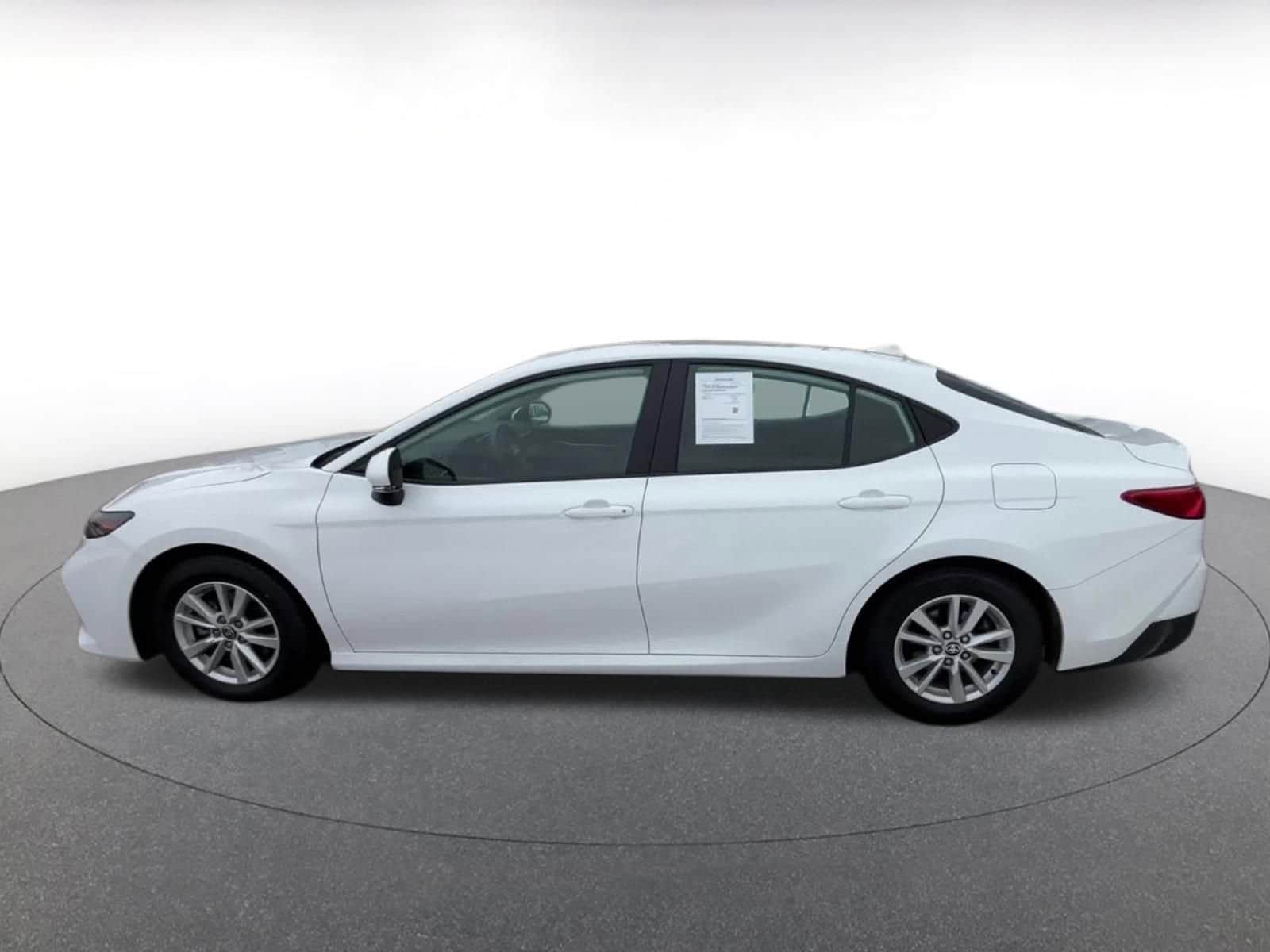 Thumbnail: 2025 Toyota Camry - 9