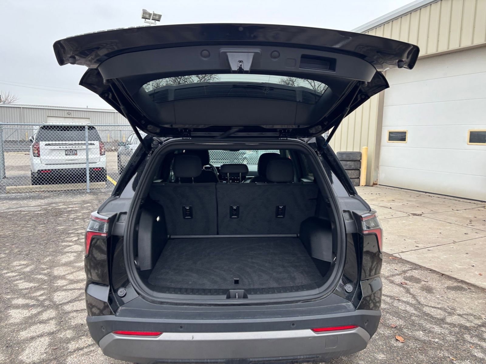 Thumbnail: 2025 Chevrolet Equinox - 30