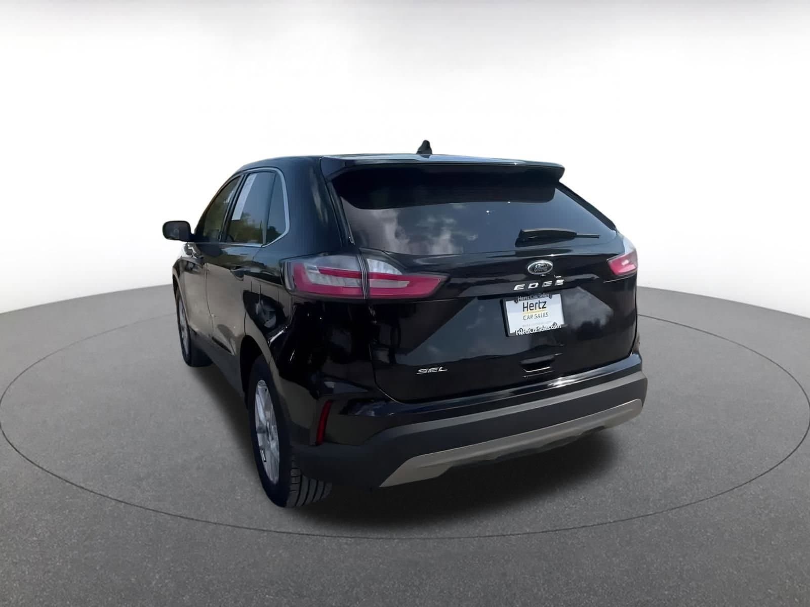 Thumbnail: 2024 Ford Edge - 11
