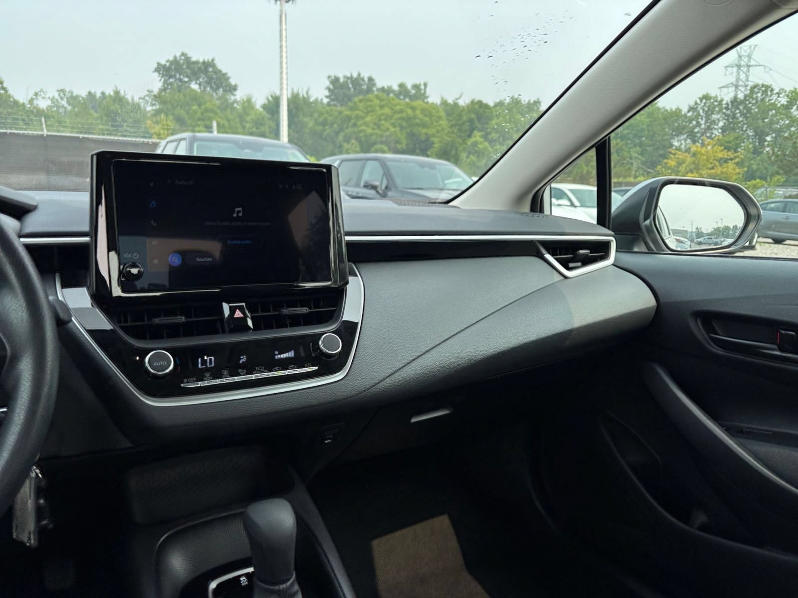 Thumbnail: 2025 Toyota Corolla - 34