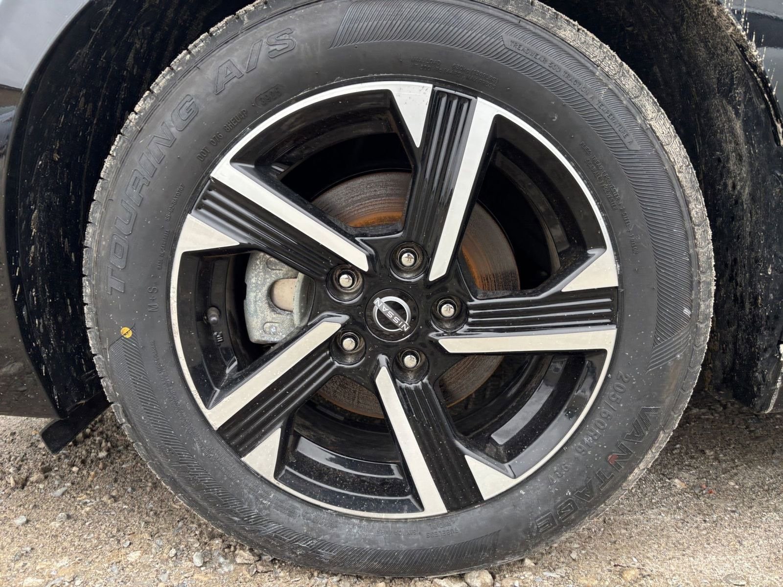 Thumbnail: 2025 Nissan Sentra - 28