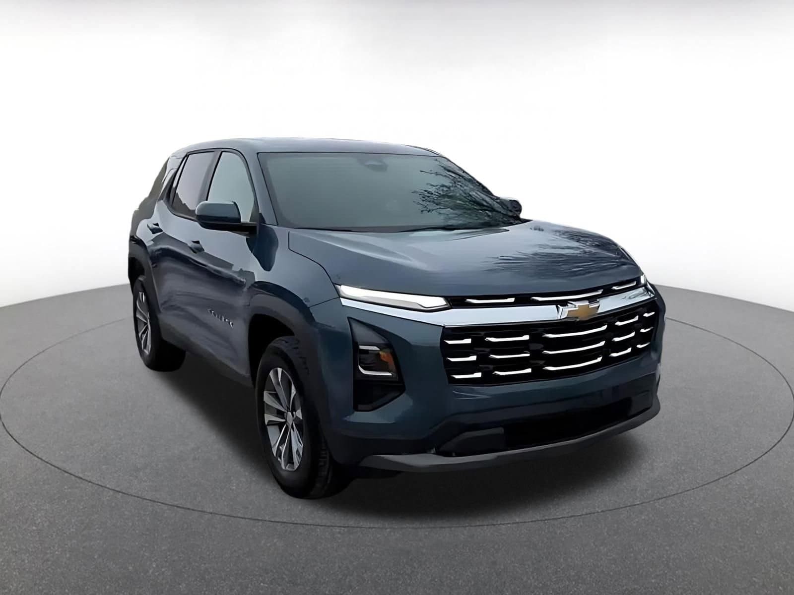 Thumbnail: 2025 Chevrolet Equinox - 3