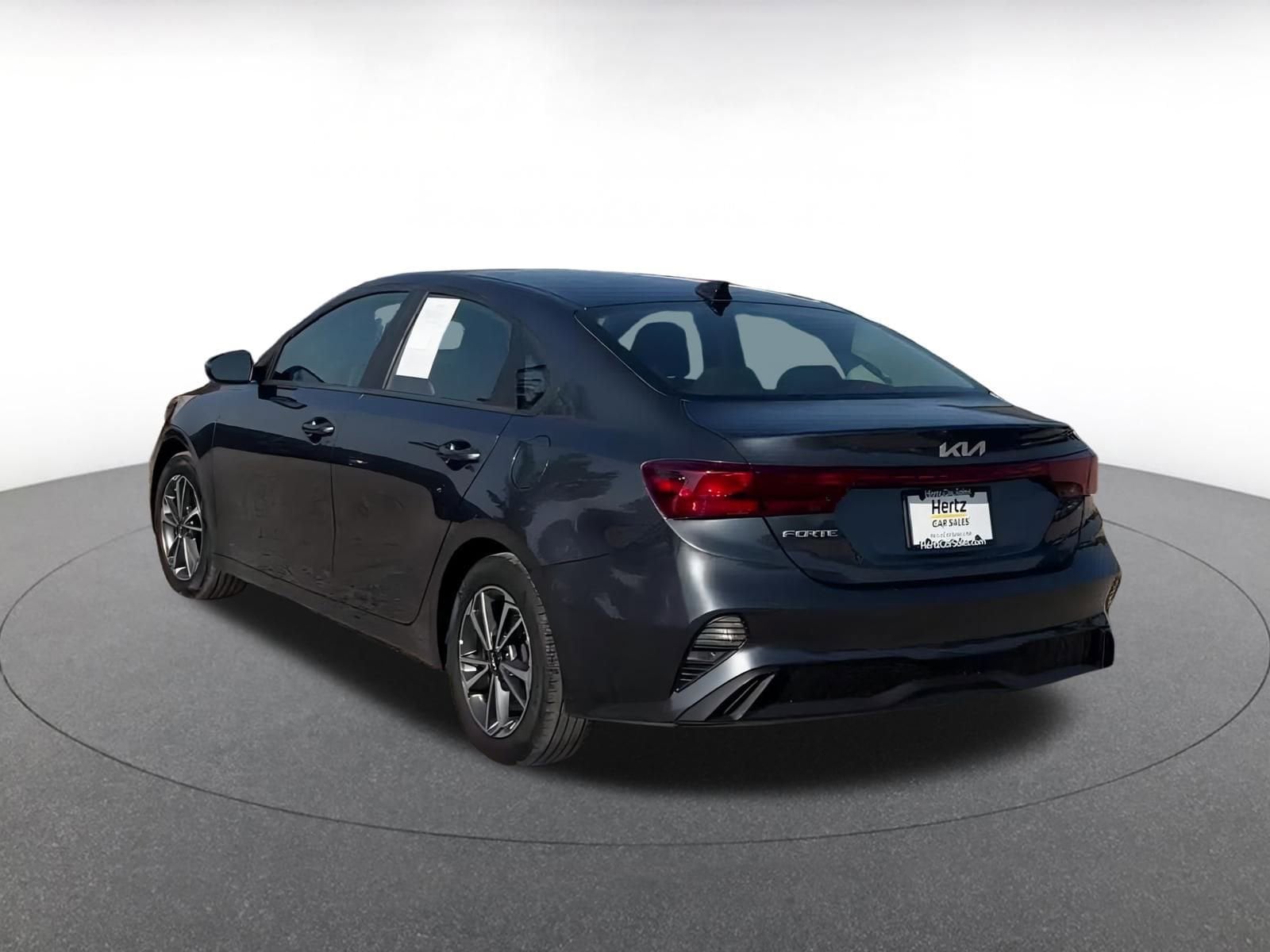 Thumbnail: 2023 Kia Forte - 11