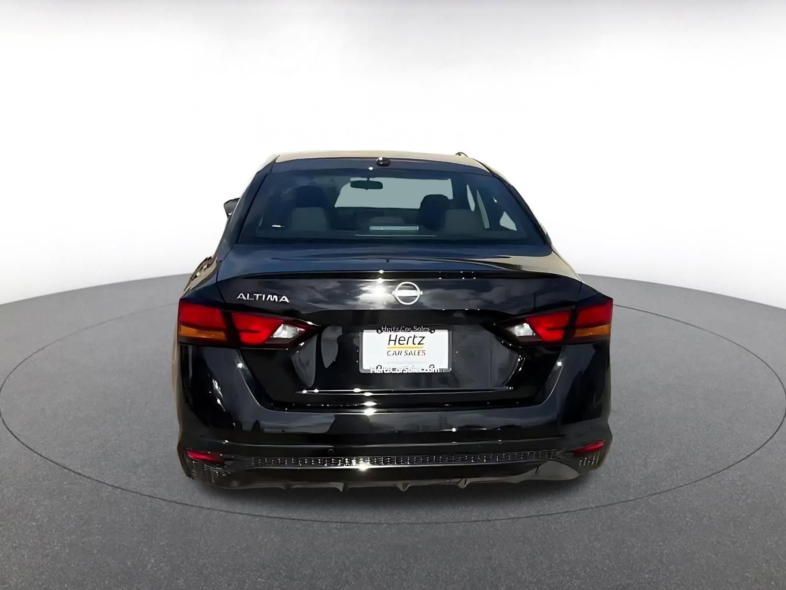 Thumbnail: 2025 Nissan Altima - 12