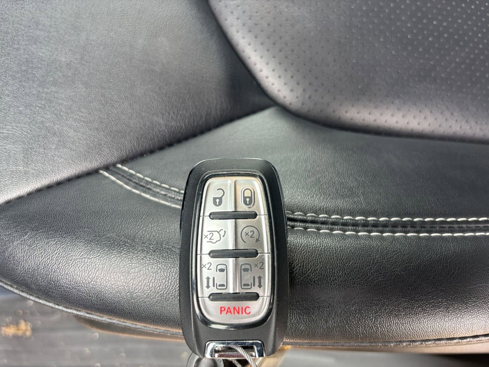 Thumbnail: 2025 Chrysler Pacifica - 27