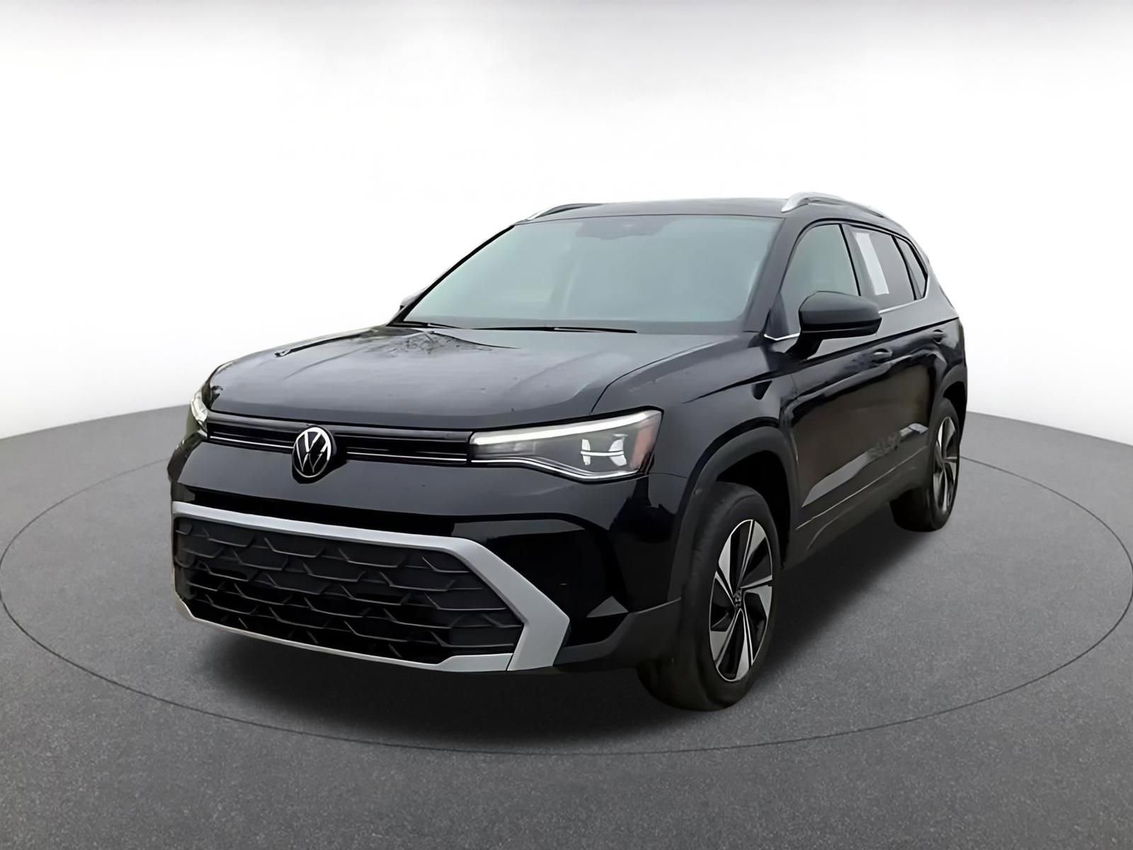 Thumbnail: 2025 Volkswagen Taos - 7