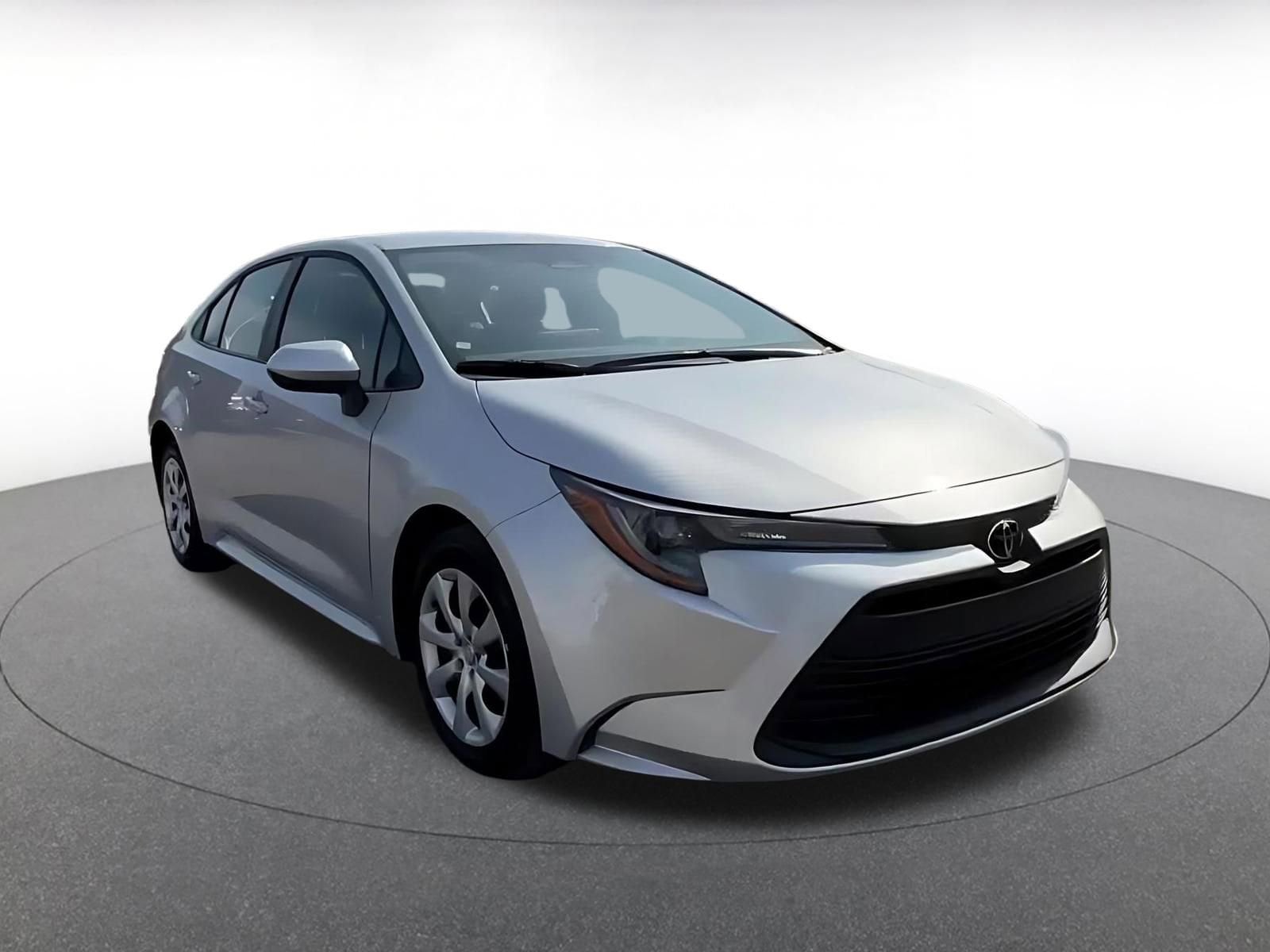 Thumbnail: 2025 Toyota Corolla - 3