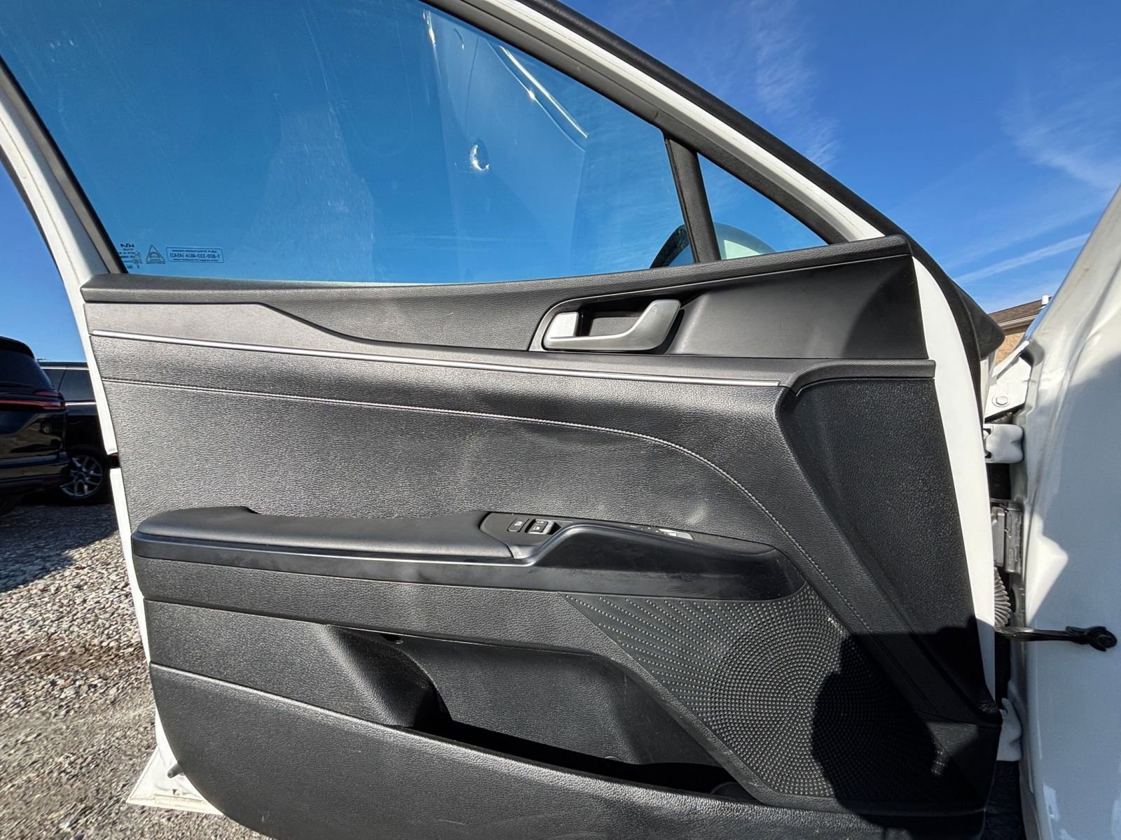 Thumbnail: 2025 Kia K5 - 18