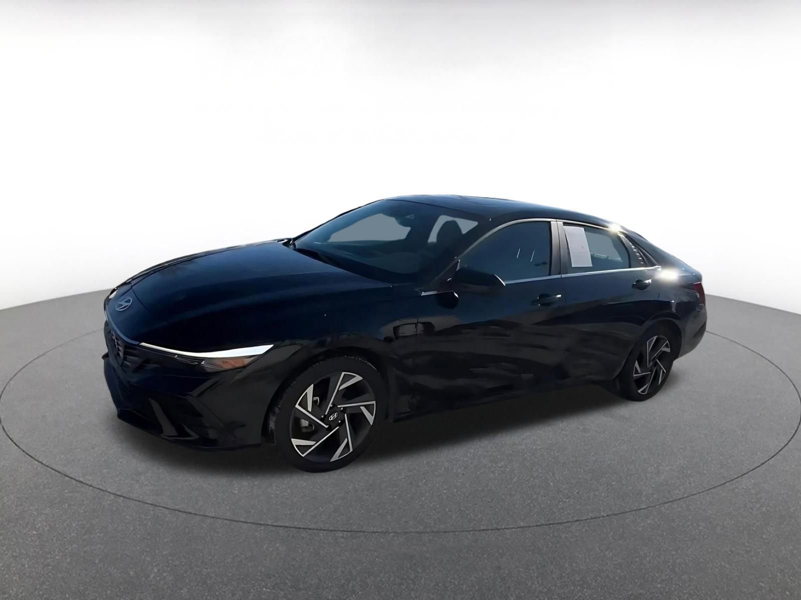 Thumbnail: 2025 Hyundai Elantra - 8