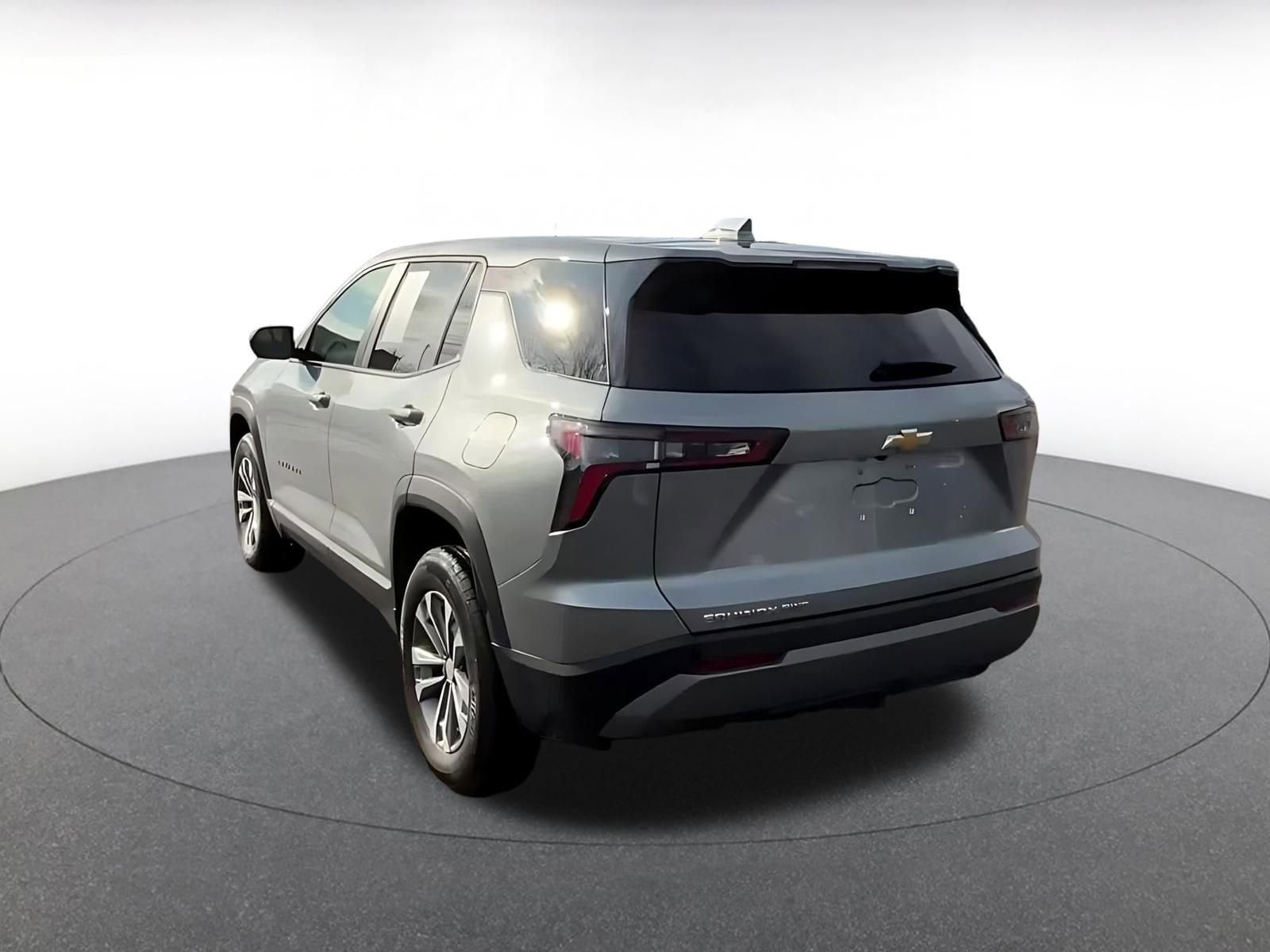 Thumbnail: 2025 Chevrolet Equinox - 11