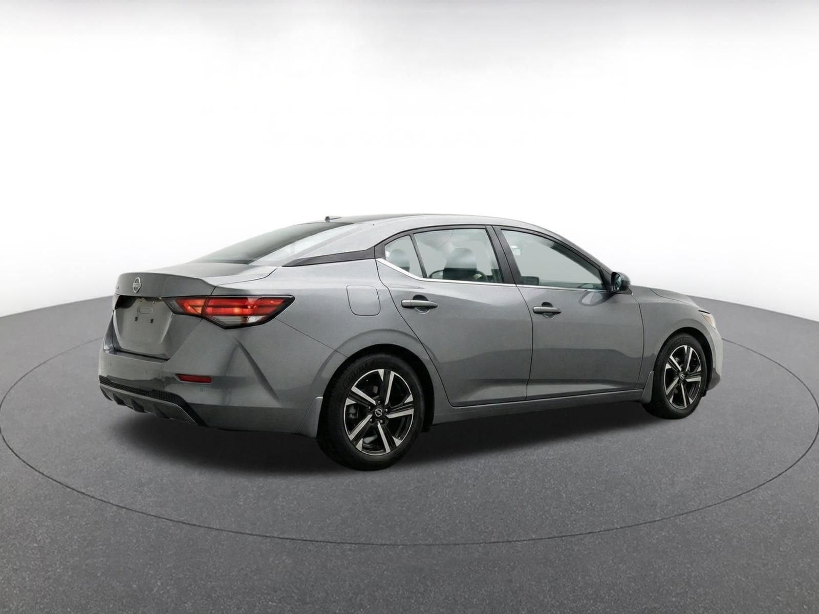 Thumbnail: 2025 Nissan Sentra - 9