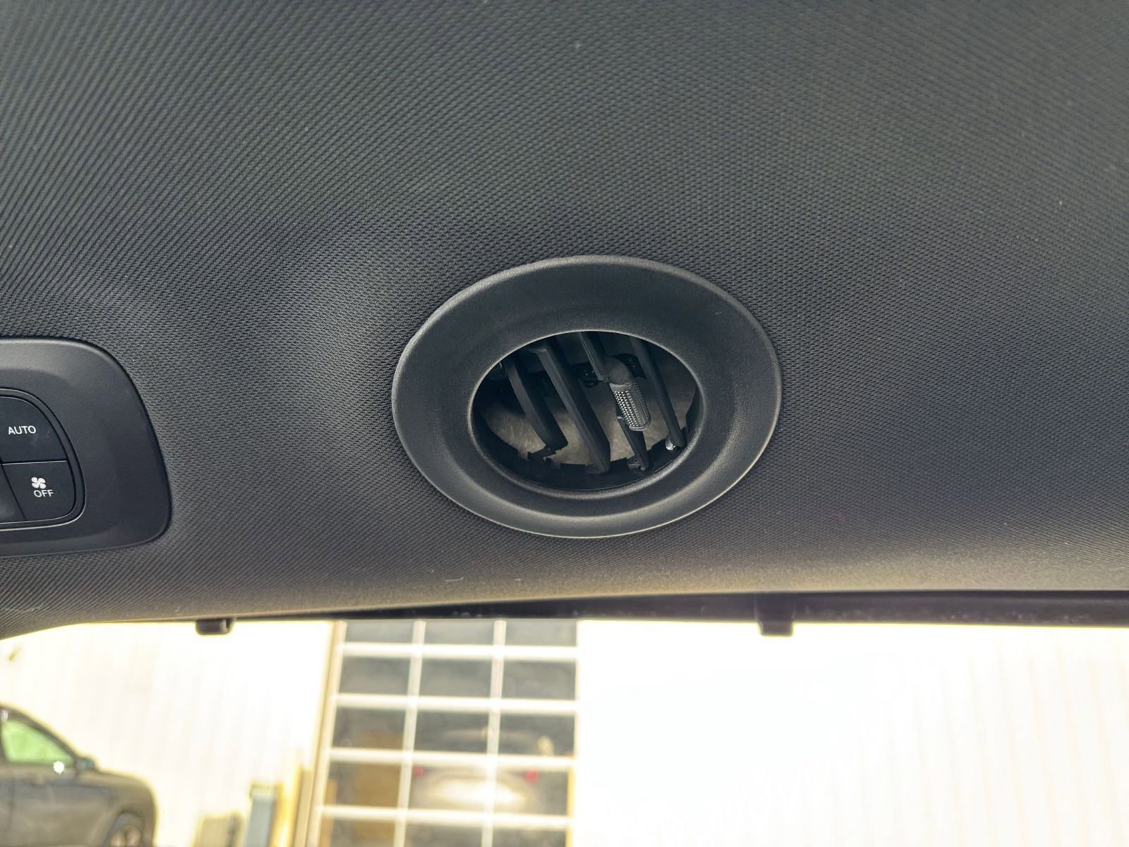 Thumbnail: 2025 Chrysler Pacifica - 27