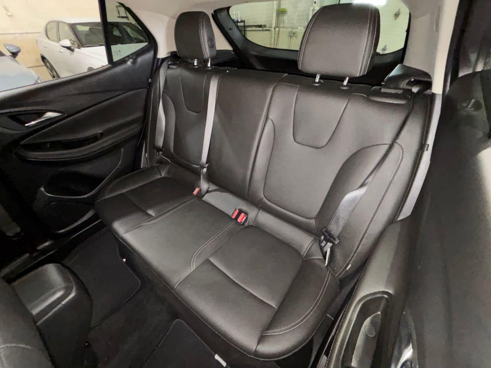 2024 Buick Encore GX Sport Touring 32
