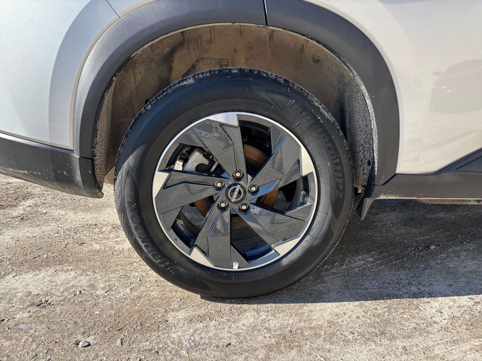 Thumbnail: 2025 Nissan Rogue - 32