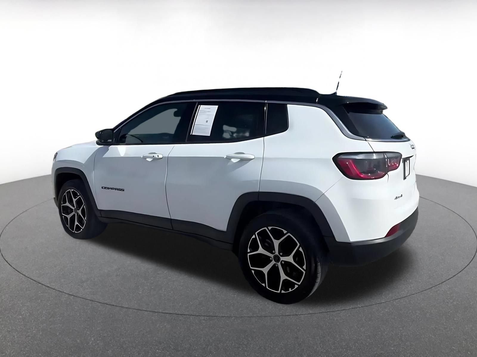 Thumbnail: 2025 Jeep Compass - 10