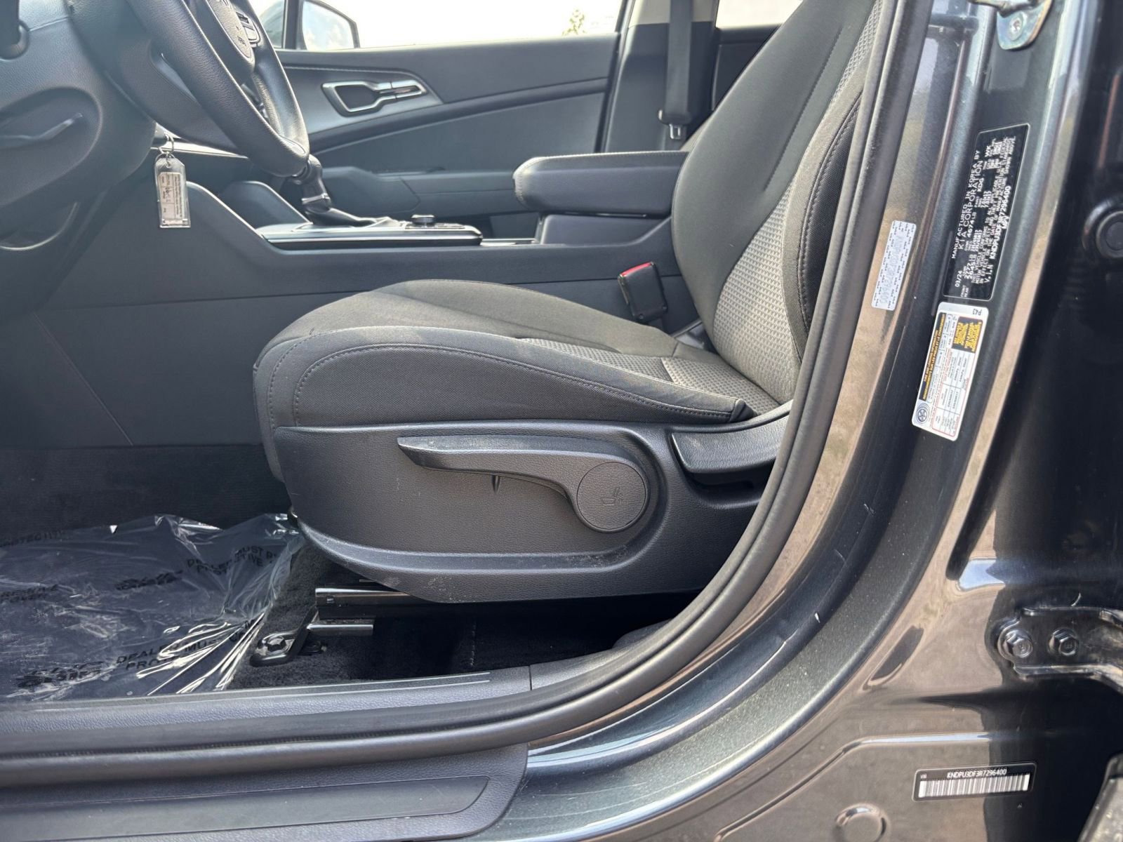 Thumbnail: 2024 Kia Sportage - 25