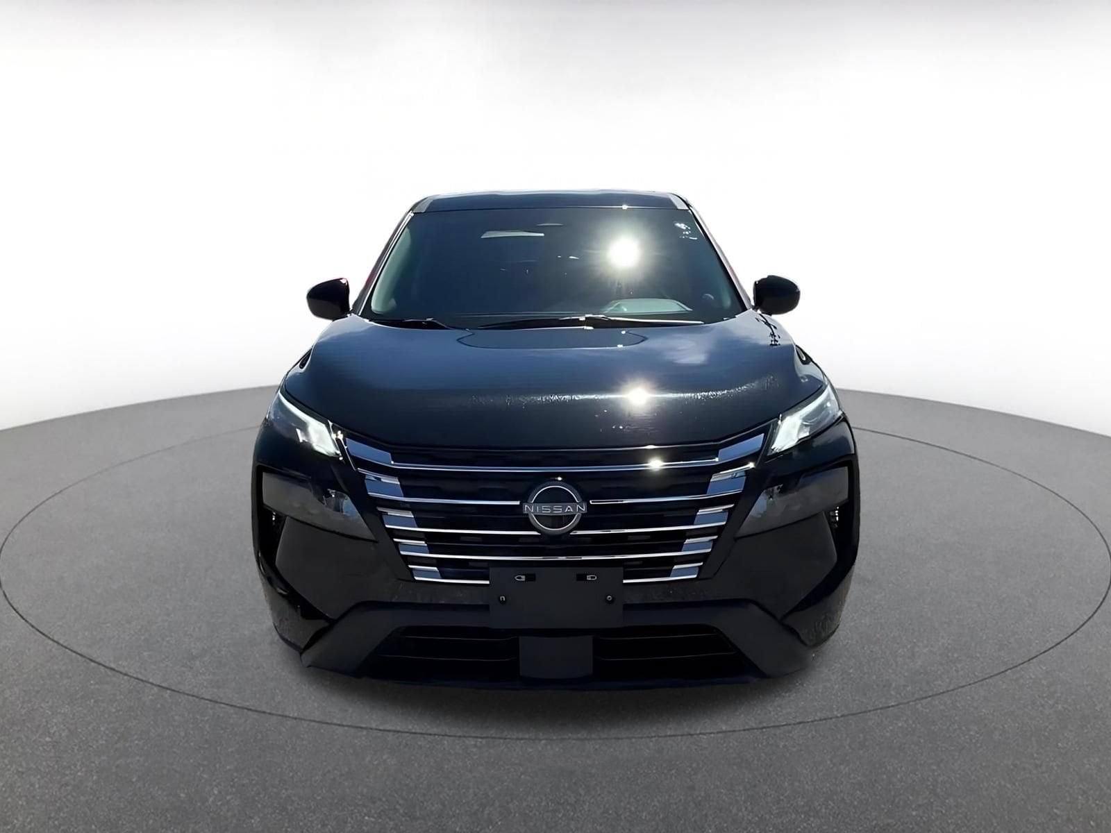 Thumbnail: 2025 Nissan Rogue - 4