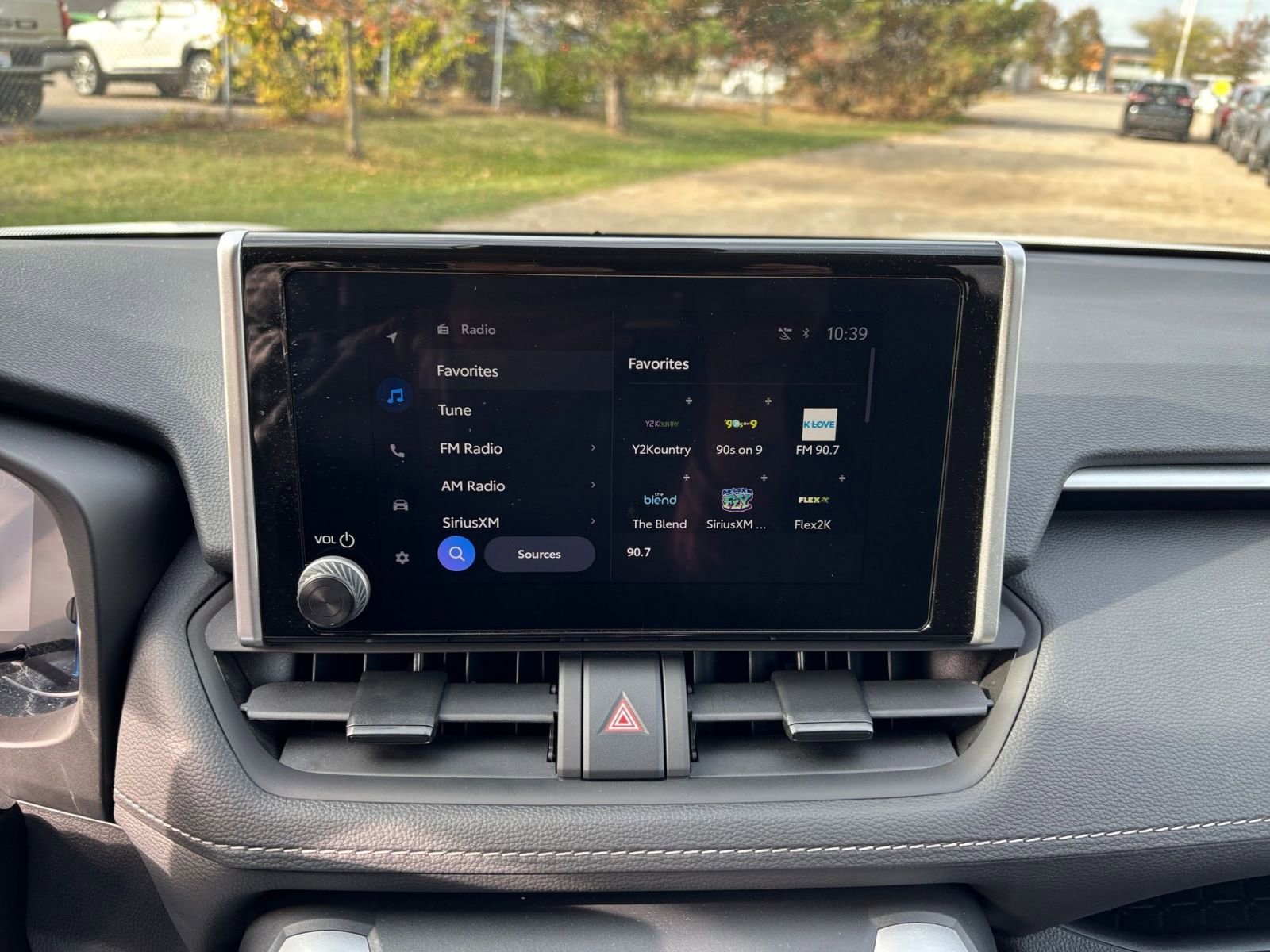 Thumbnail: 2025 Toyota RAV4 - 21