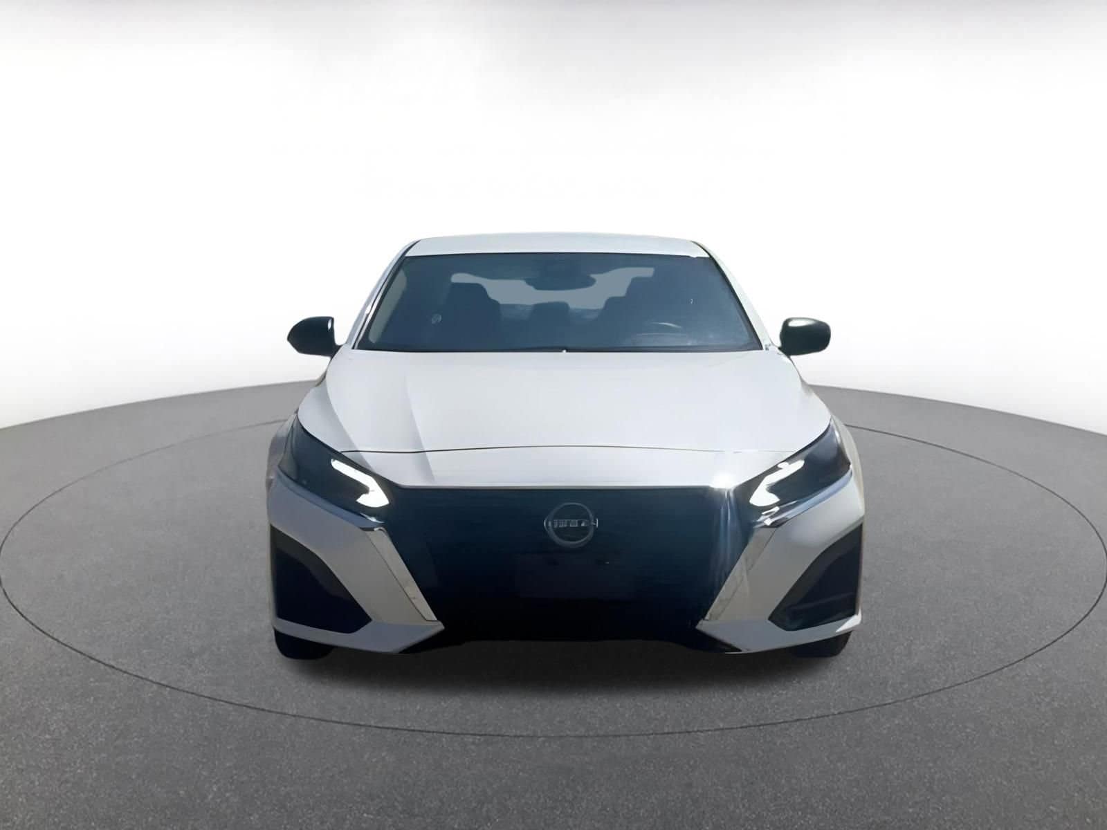 Thumbnail: 2024 Nissan Altima - 5