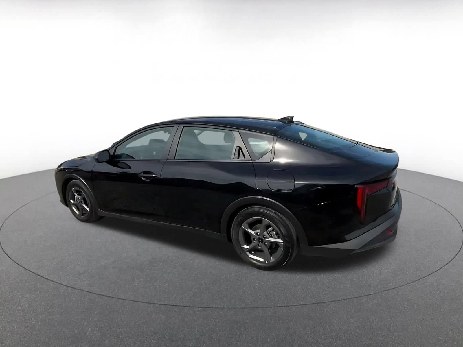Thumbnail: 2026 Kia K4 - 9