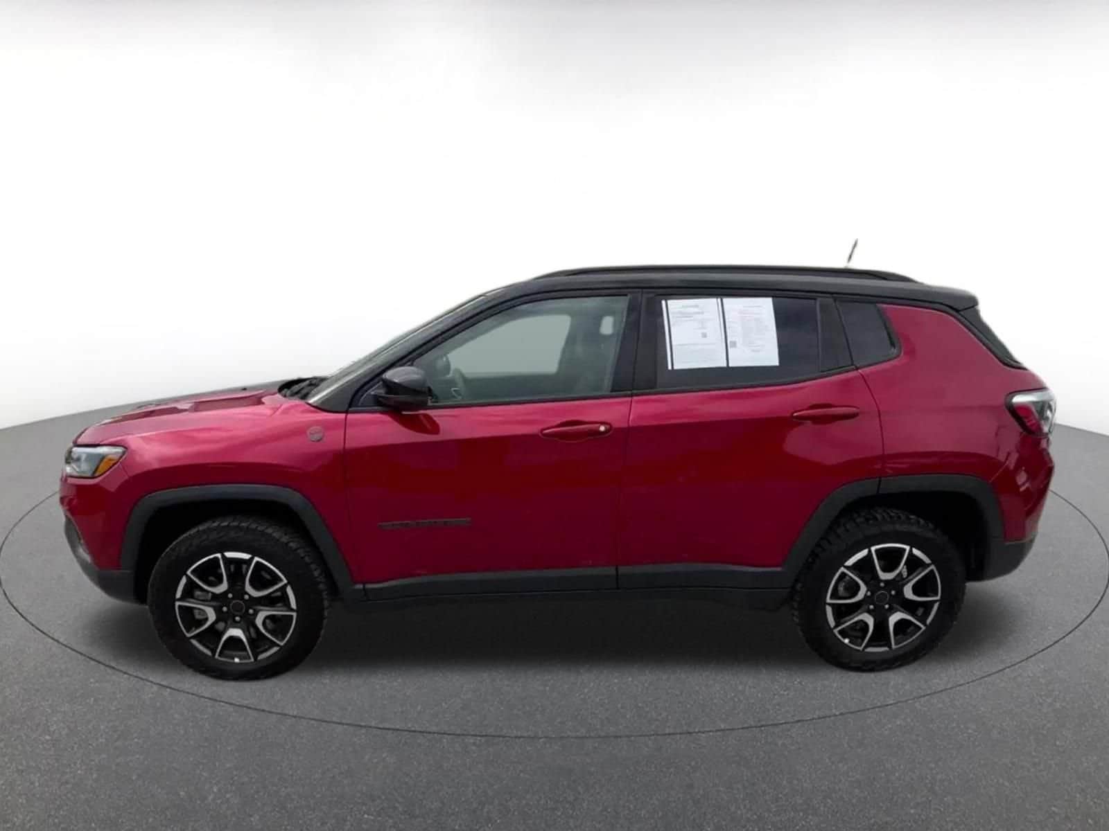 Thumbnail: 2025 Jeep Compass - 9