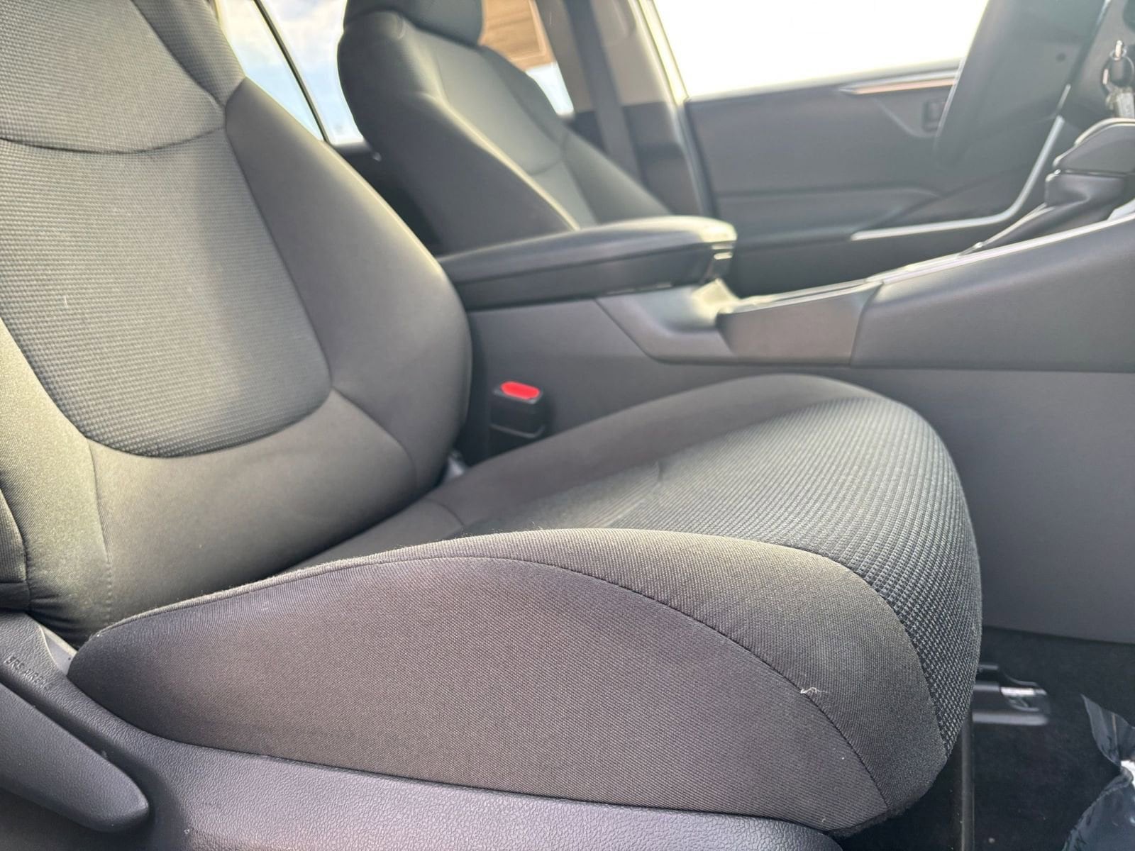 Thumbnail: 2025 Toyota RAV4 - 24