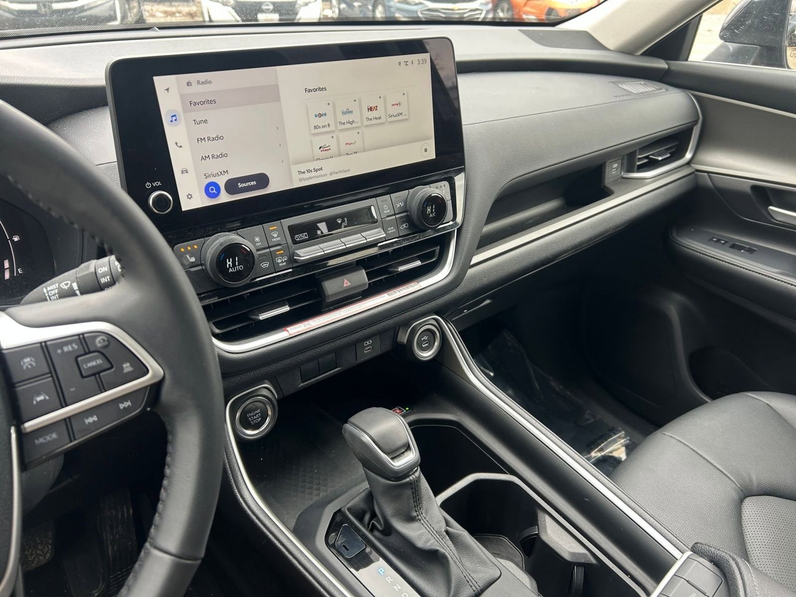 Thumbnail: 2025 Toyota Grand Highlander - 17