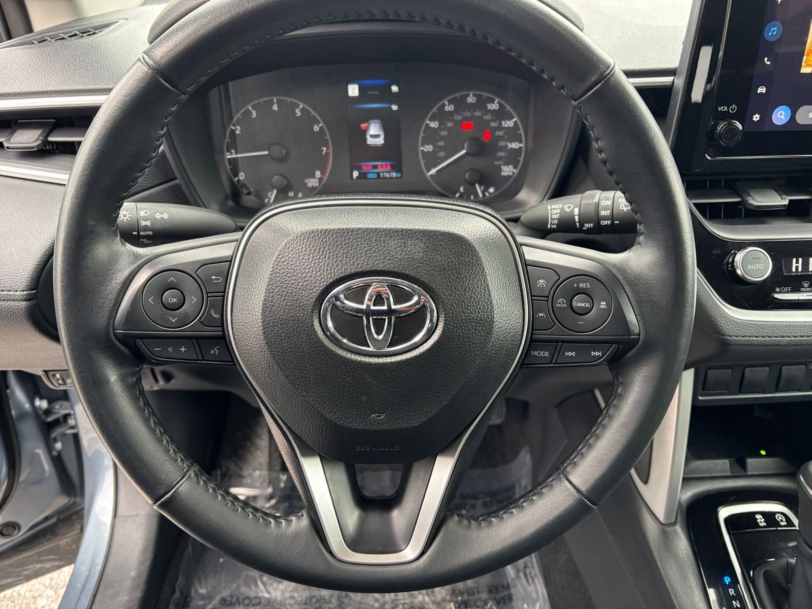 Thumbnail: 2025 Toyota Corolla Cross - 25