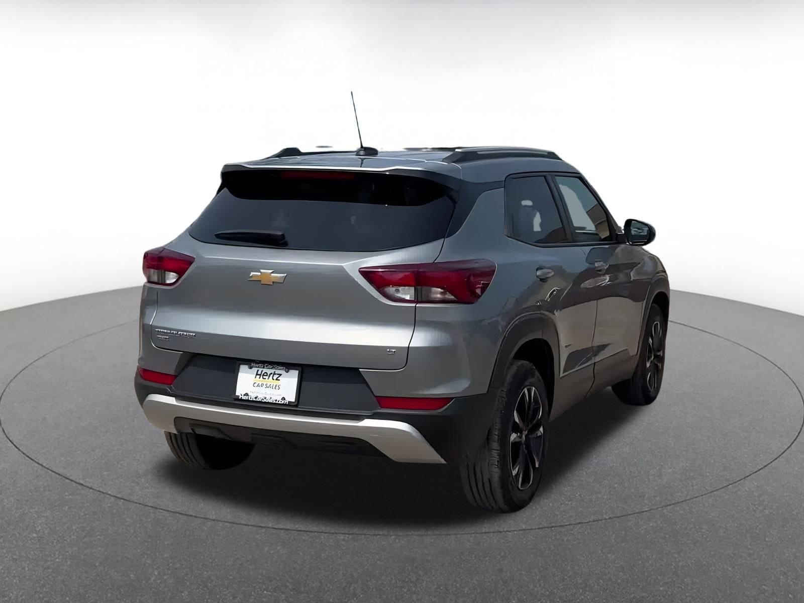 Thumbnail: 2023 Chevrolet TrailBlazer - 14
