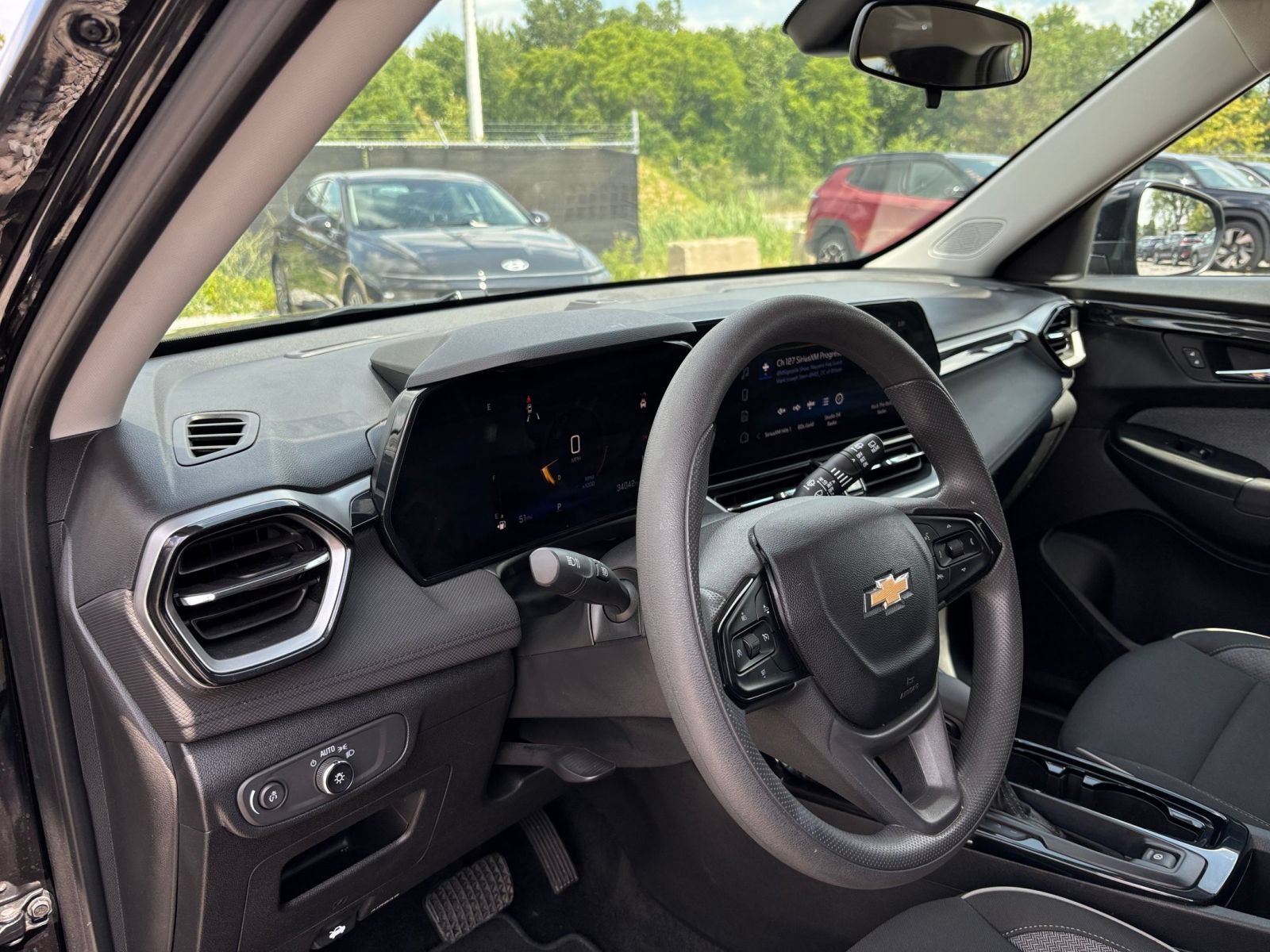 Thumbnail: 2025 Chevrolet TrailBlazer - 34
