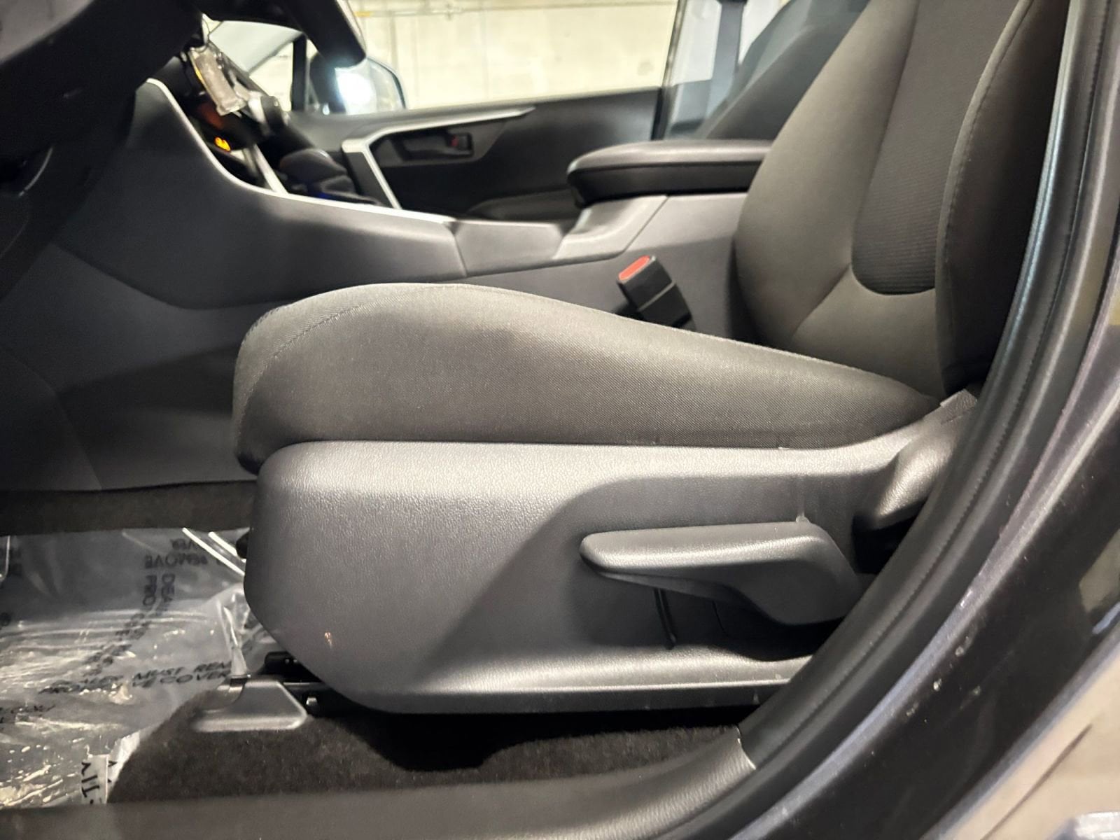 Thumbnail: 2025 Toyota RAV4 - 24