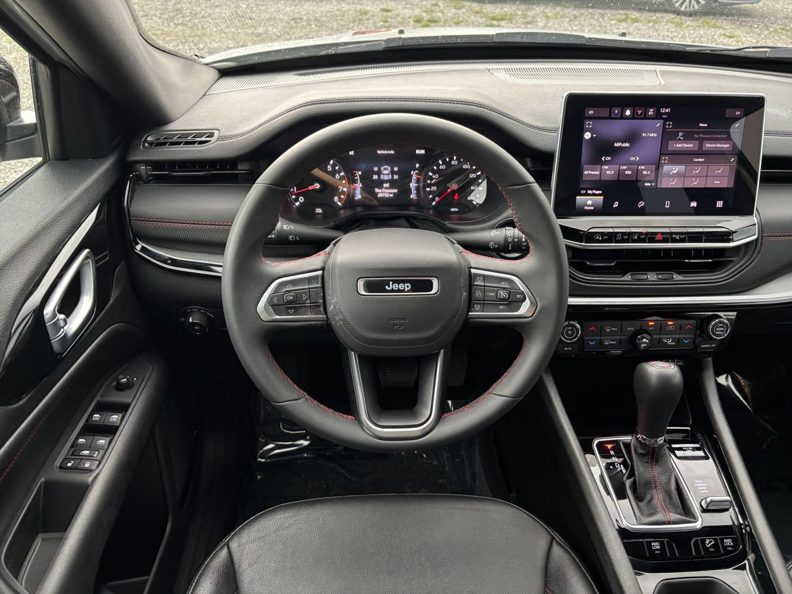 Thumbnail: 2025 Jeep Compass - 29