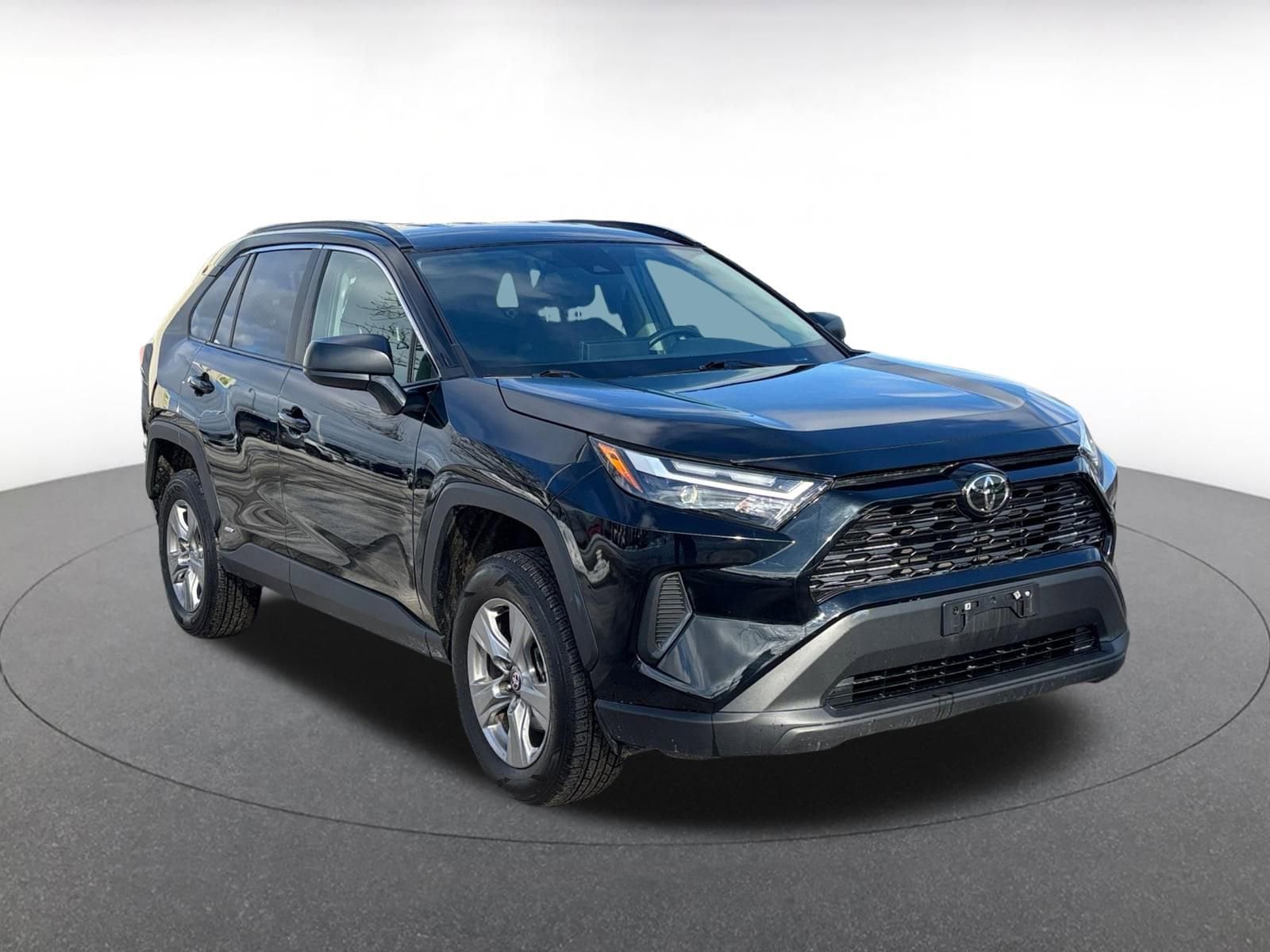 Thumbnail: 2025 Toyota RAV4 - 1