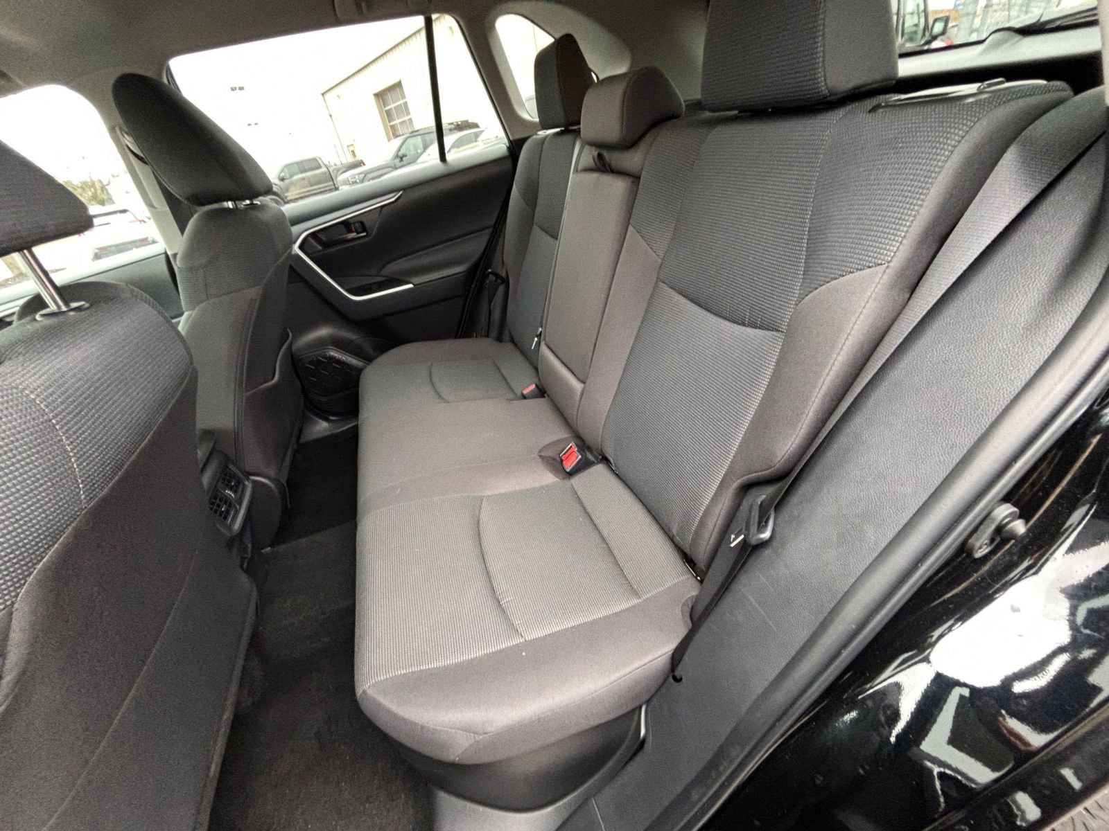 Thumbnail: 2025 Toyota RAV4 - 24