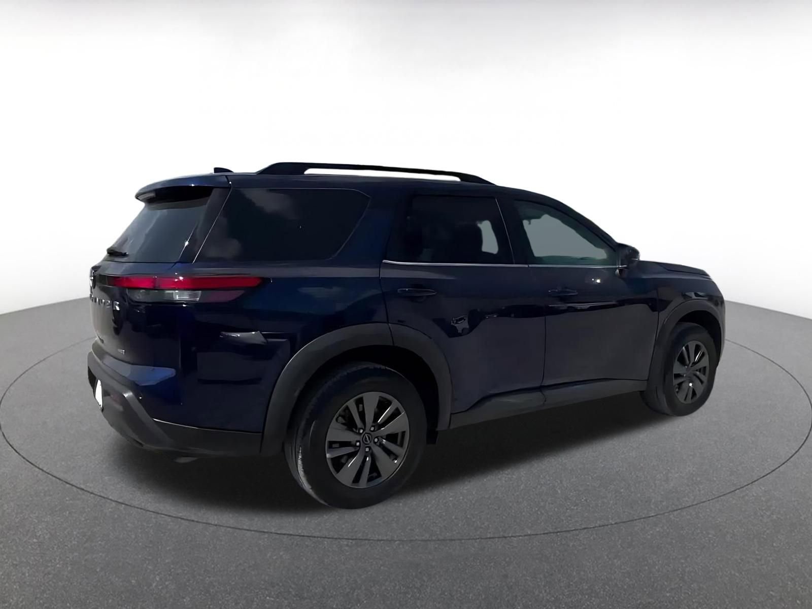 Thumbnail: 2025 Nissan Pathfinder - 14