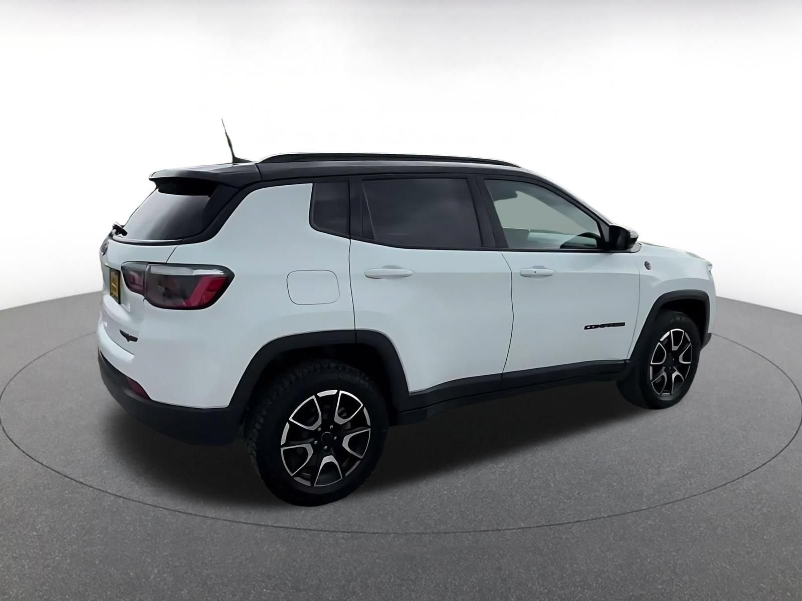 Thumbnail: 2025 Jeep Compass - 12